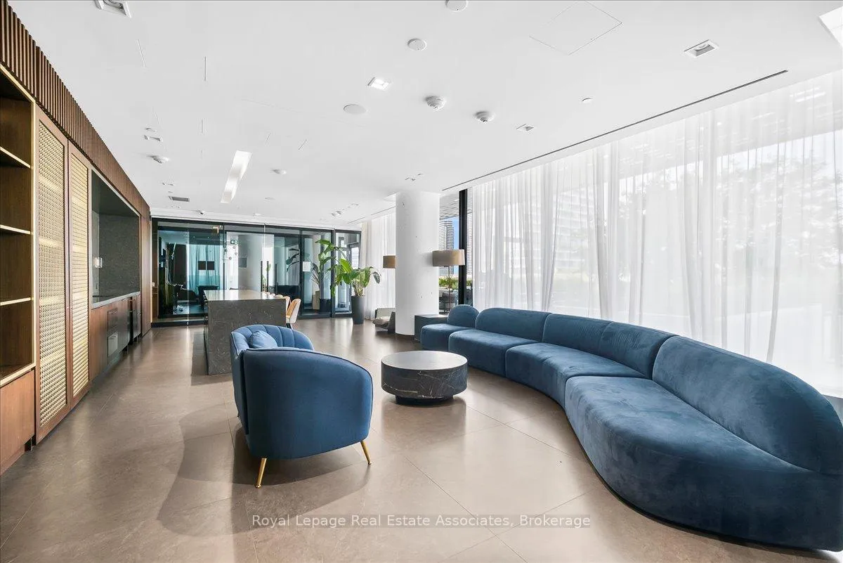 Photo 18 of Unit 6112, 950 Portage Parkway, Vaughan, Vaughan Corporate Centre — HOMEH
