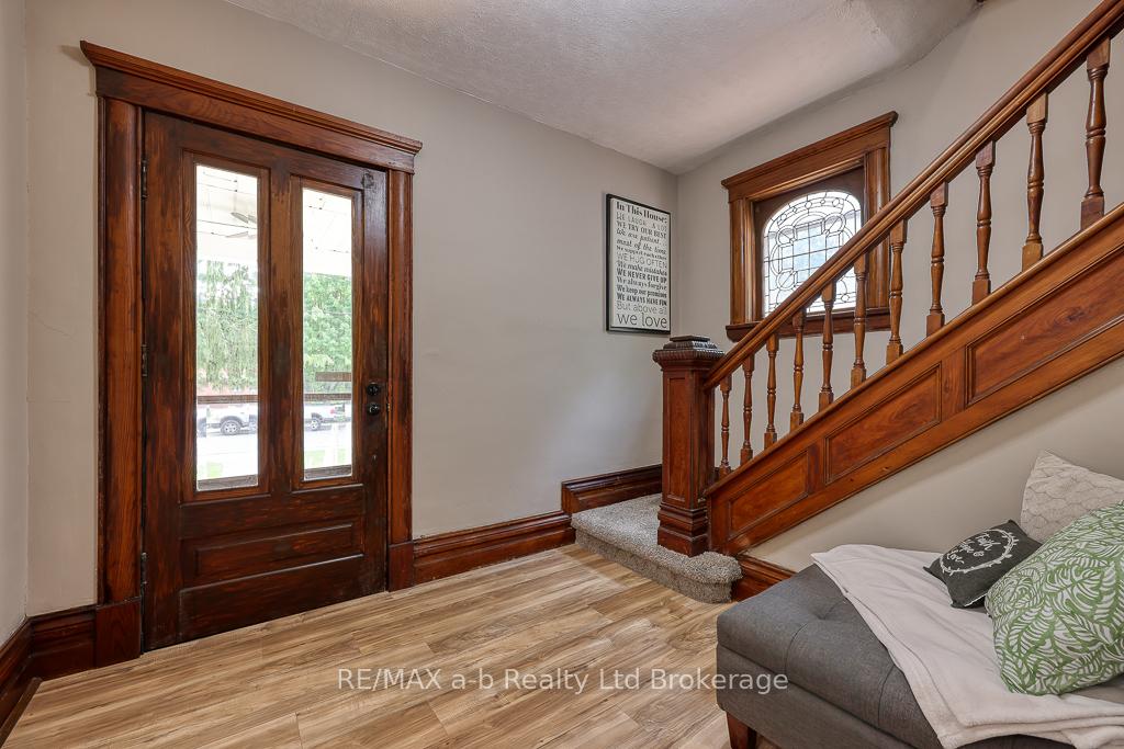 Photo 4 of 189 Rolph Street, Tillsonburg — HOMEH