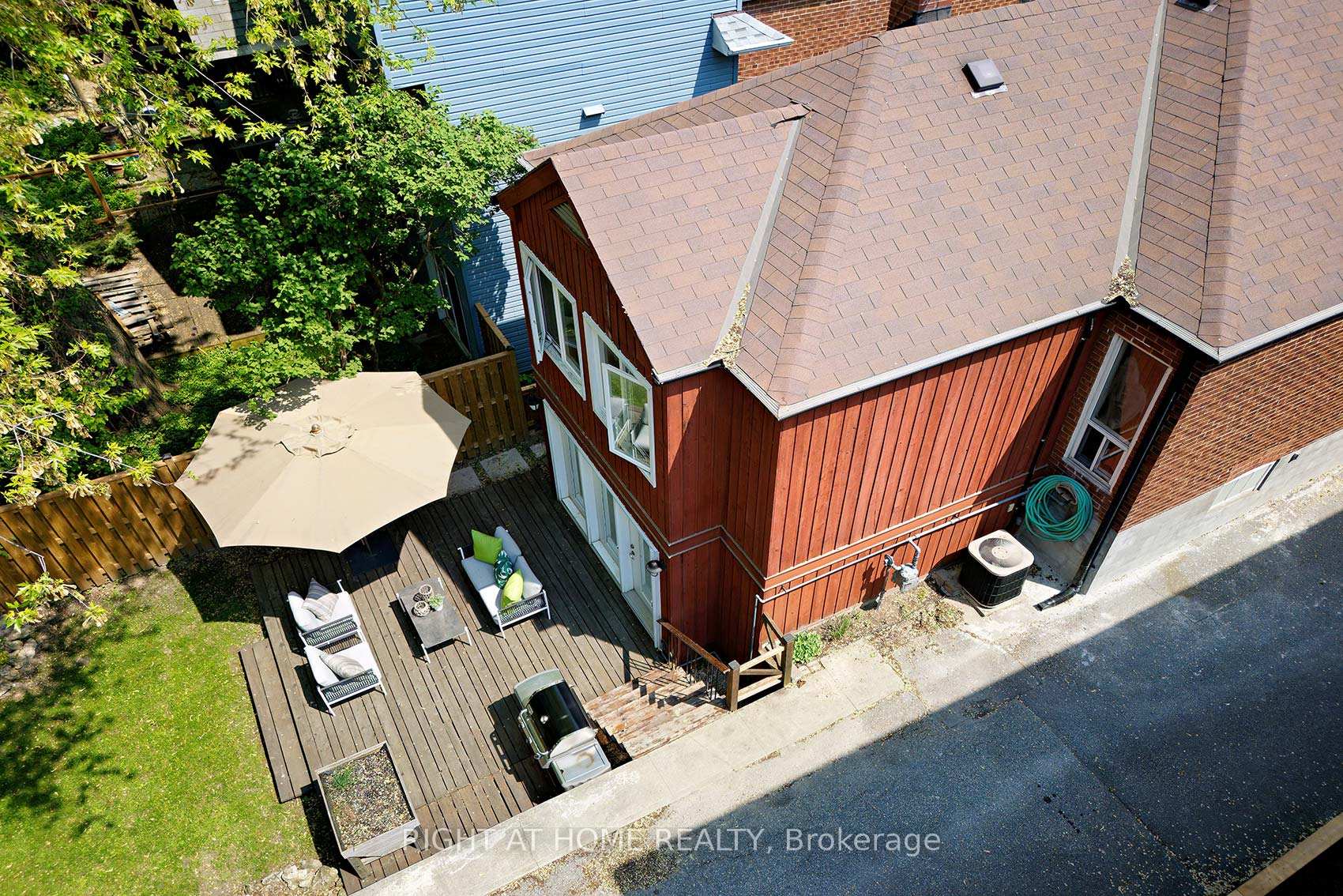 Photo 23 of 498 Scarborough Road, Toronto, East End-Danforth — HOMEH