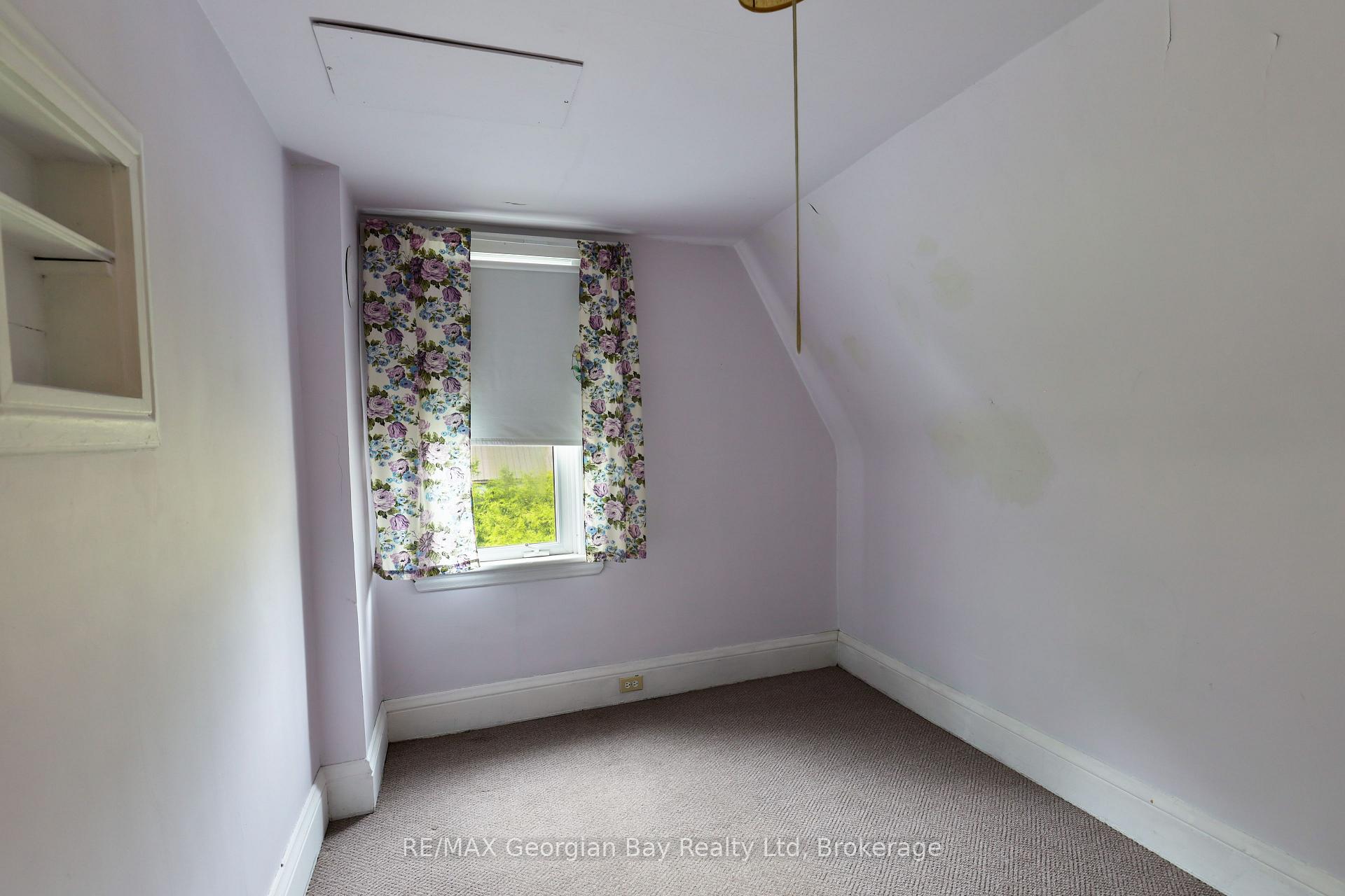 Photo 16 of 770 Sixth Avenue, Tay, Port McNicoll — HOMEH