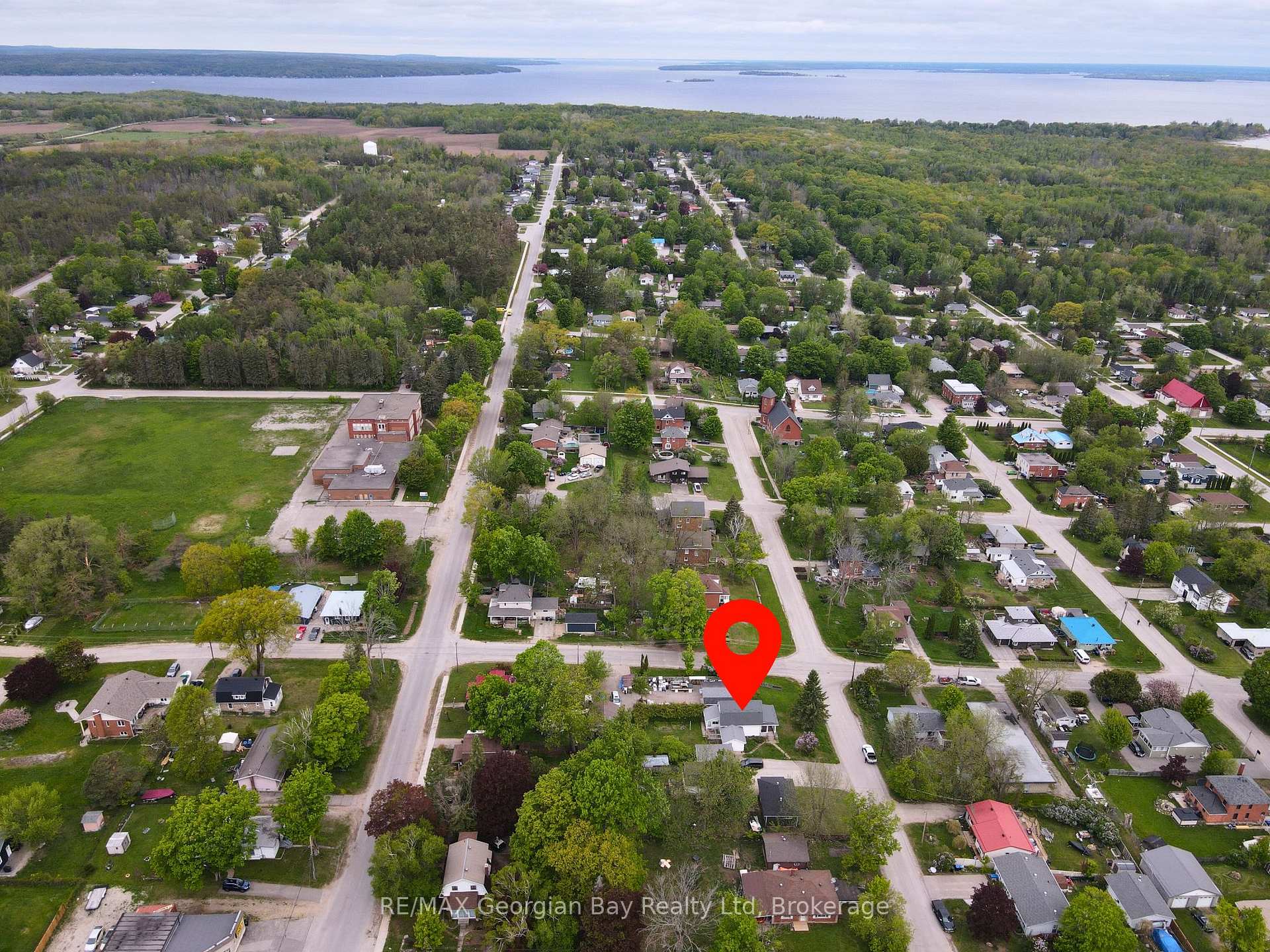 Photo 32 of 770 Sixth Avenue, Tay, Port McNicoll — HOMEH