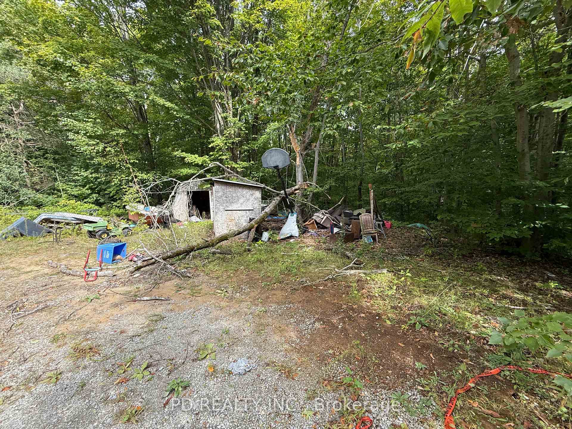 Photo 10 of 162 Farlain Lake Road W, Tiny, Rural Tiny — HOMEH
