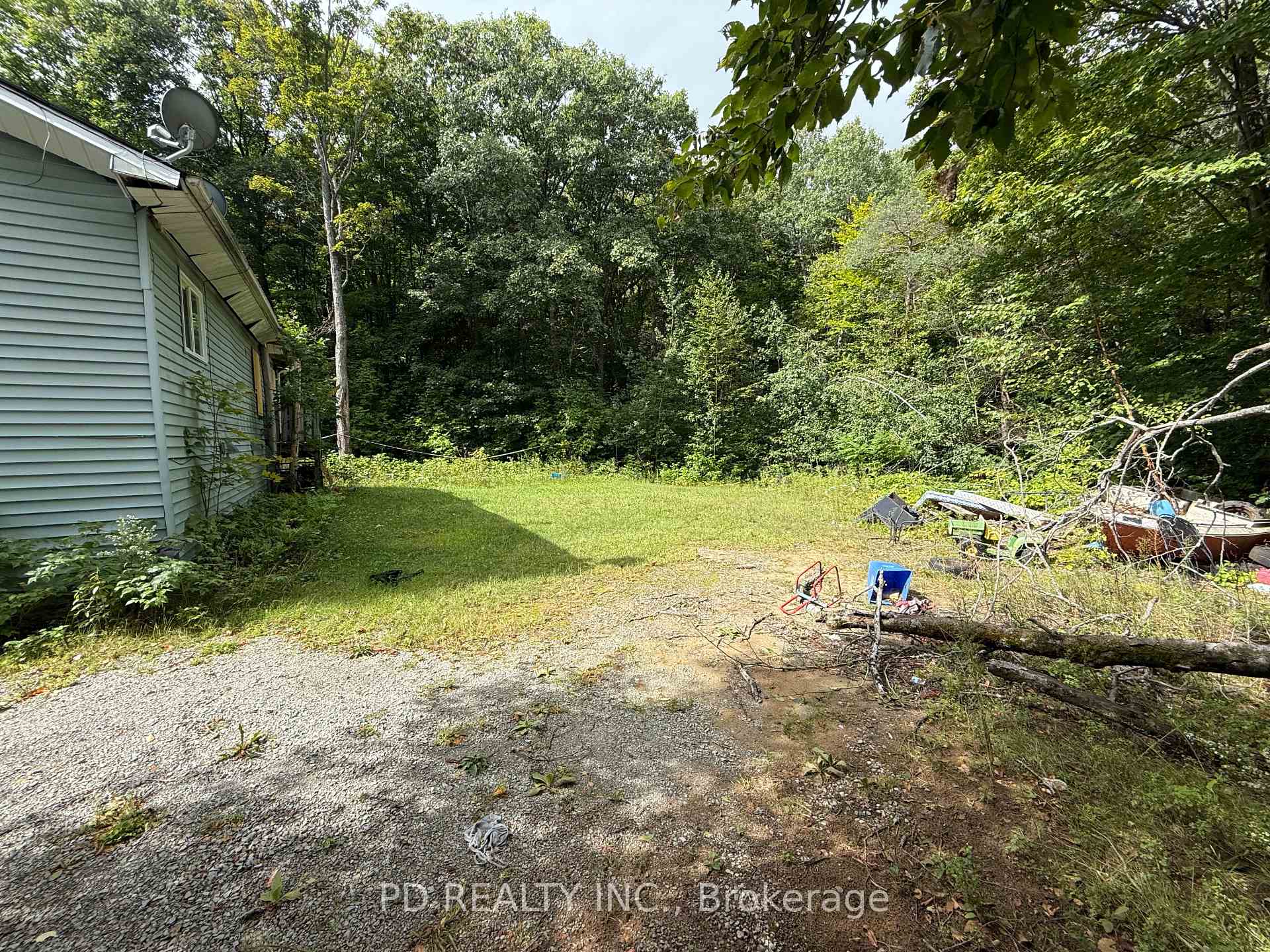 Photo 12 of 162 Farlain Lake Road W, Tiny, Rural Tiny — HOMEH