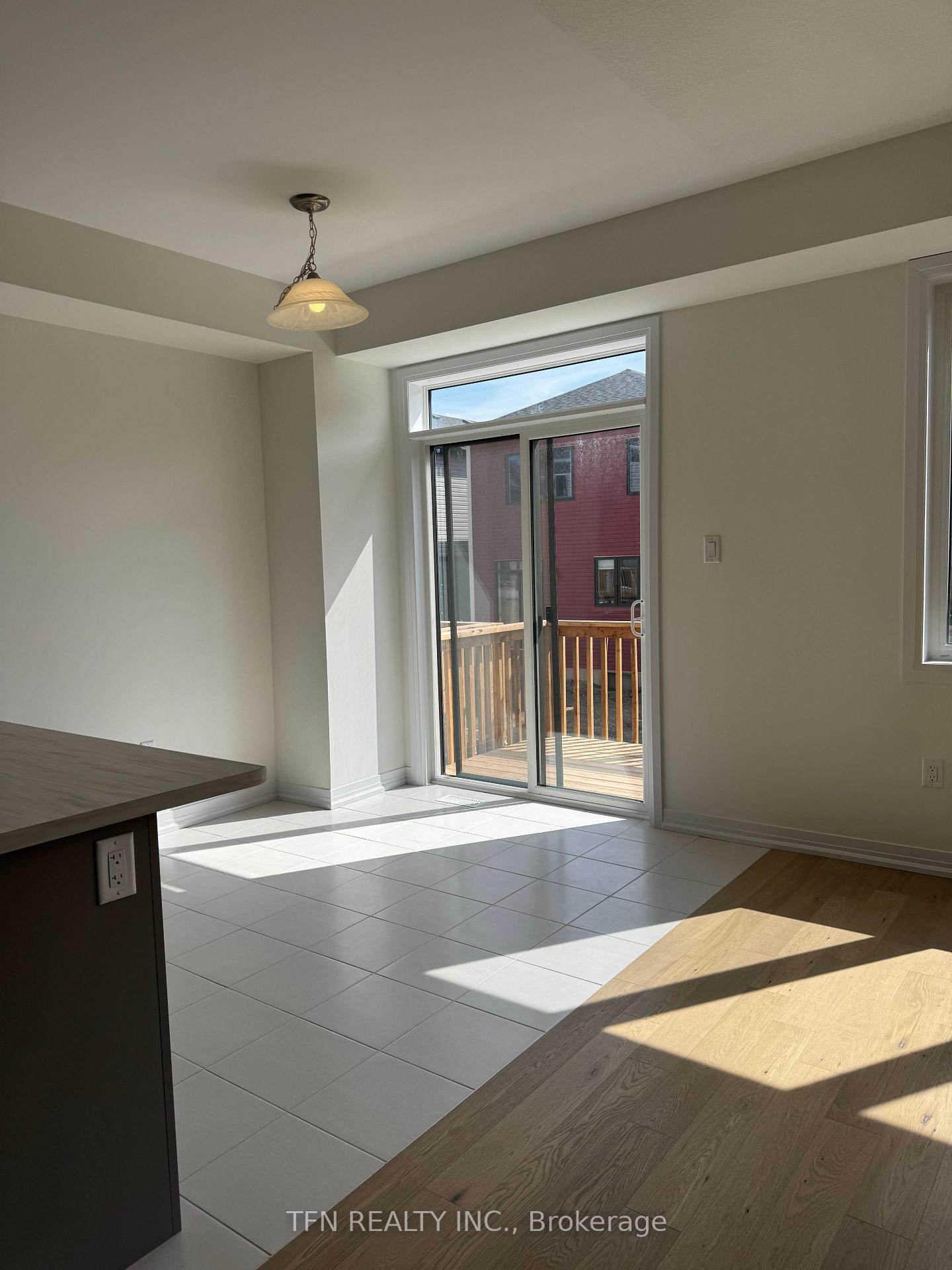 Photo 5 of 75 Brighton Lane NE, Thorold, Rolling Meadows — HOMEH