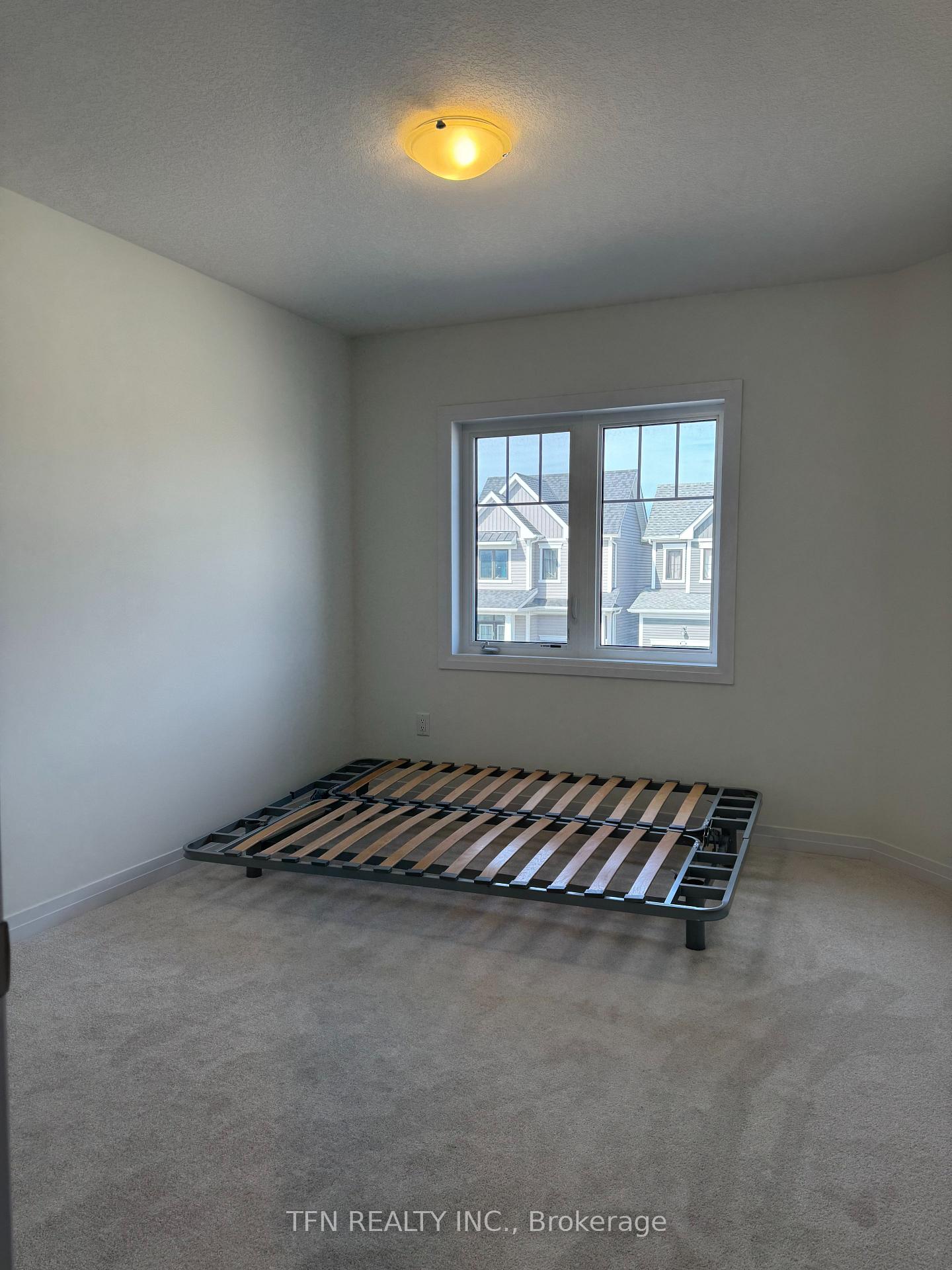Photo 9 of 75 Brighton Lane NE, Thorold, Rolling Meadows — HOMEH