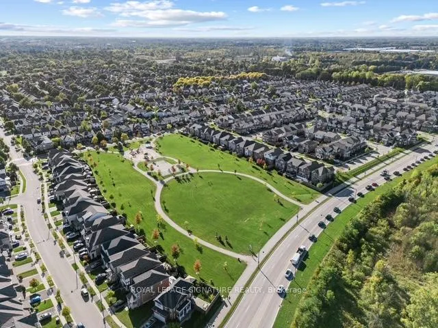 Photo 28 of 35 Fiddlehead Crescent, Hamilton, Waterdown — HOMEH