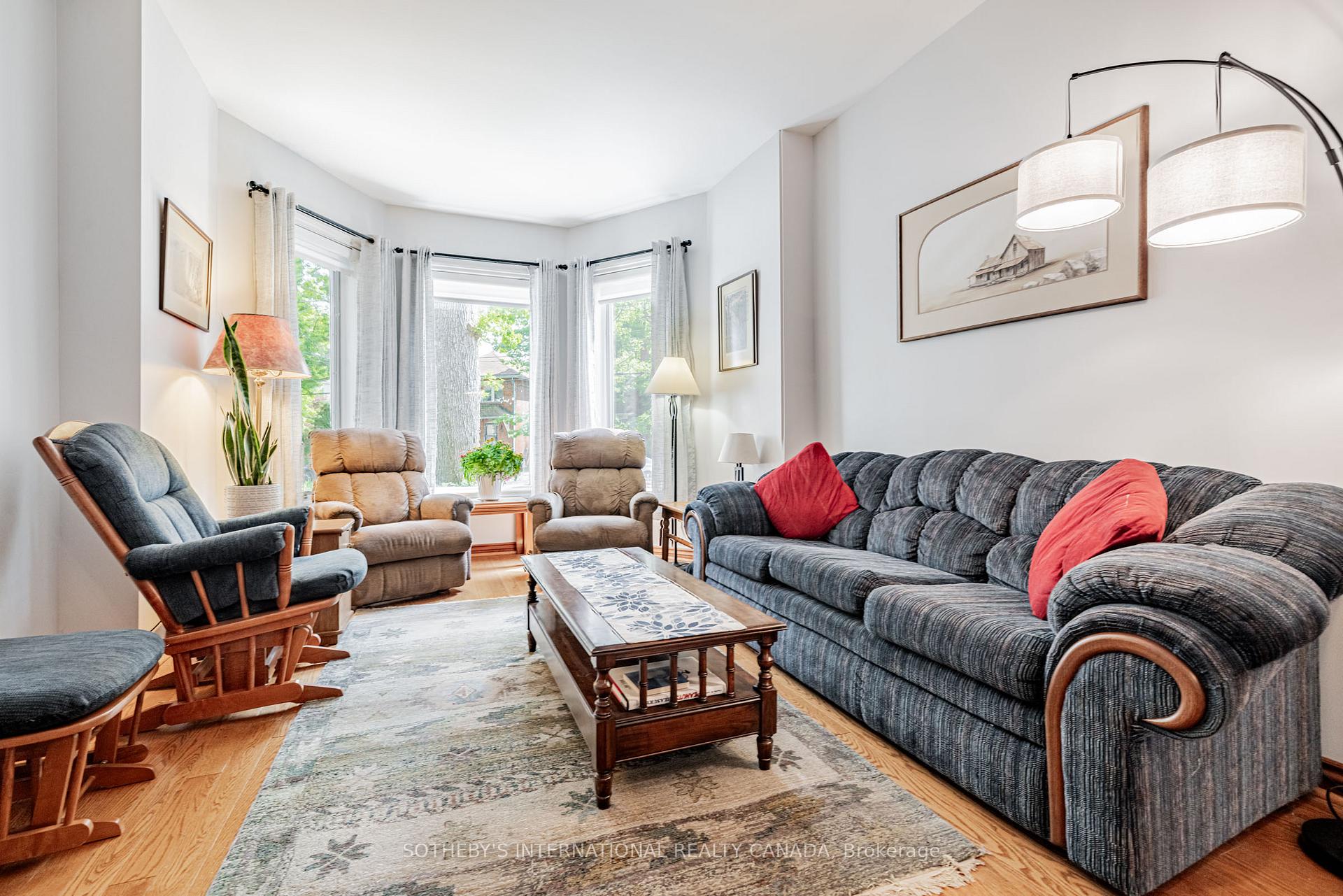 Photo 6 of 28 Benlamond Avenue, Toronto, The Beaches — HOMEH