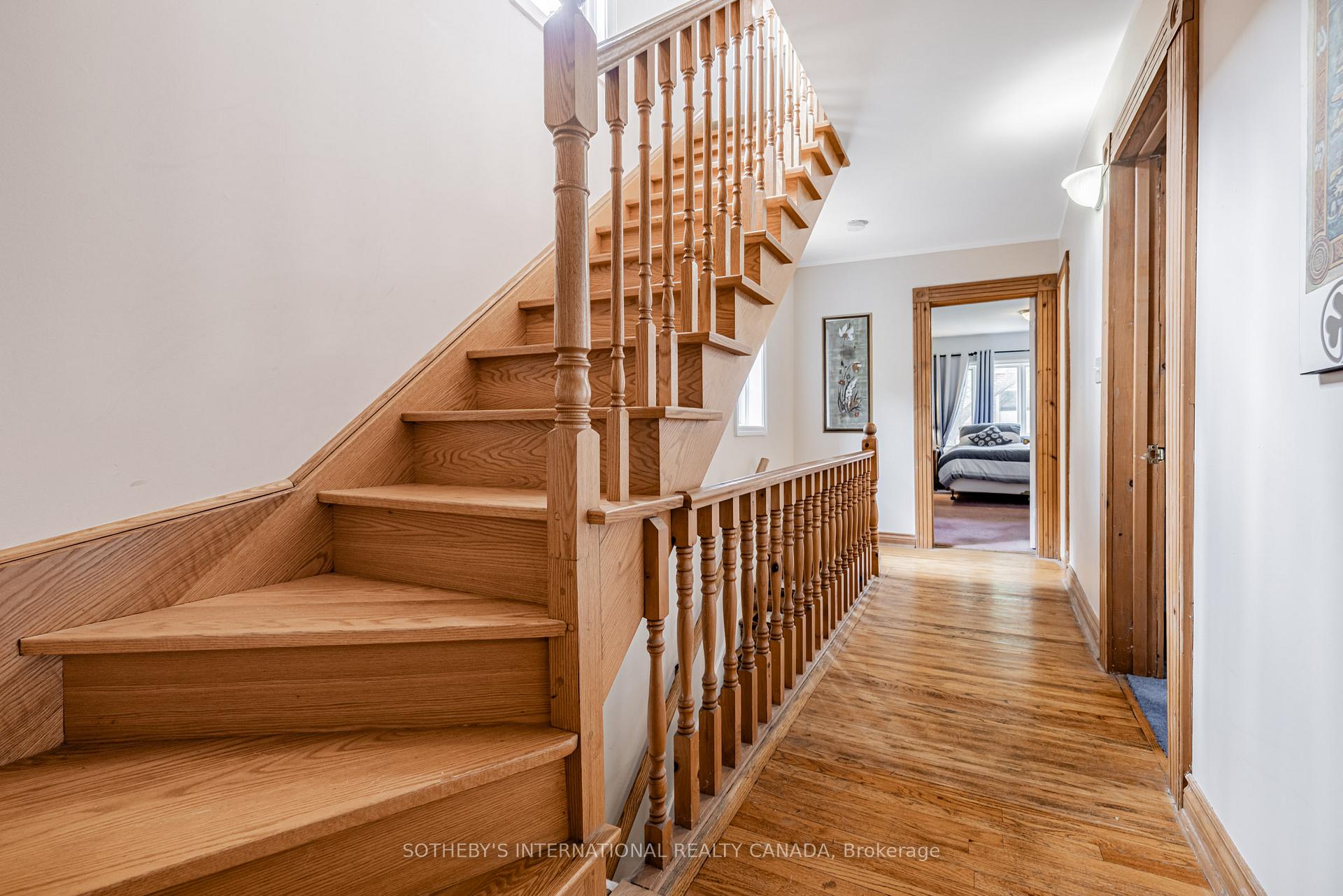 Photo 17 of 28 Benlamond Avenue, Toronto, The Beaches — HOMEH