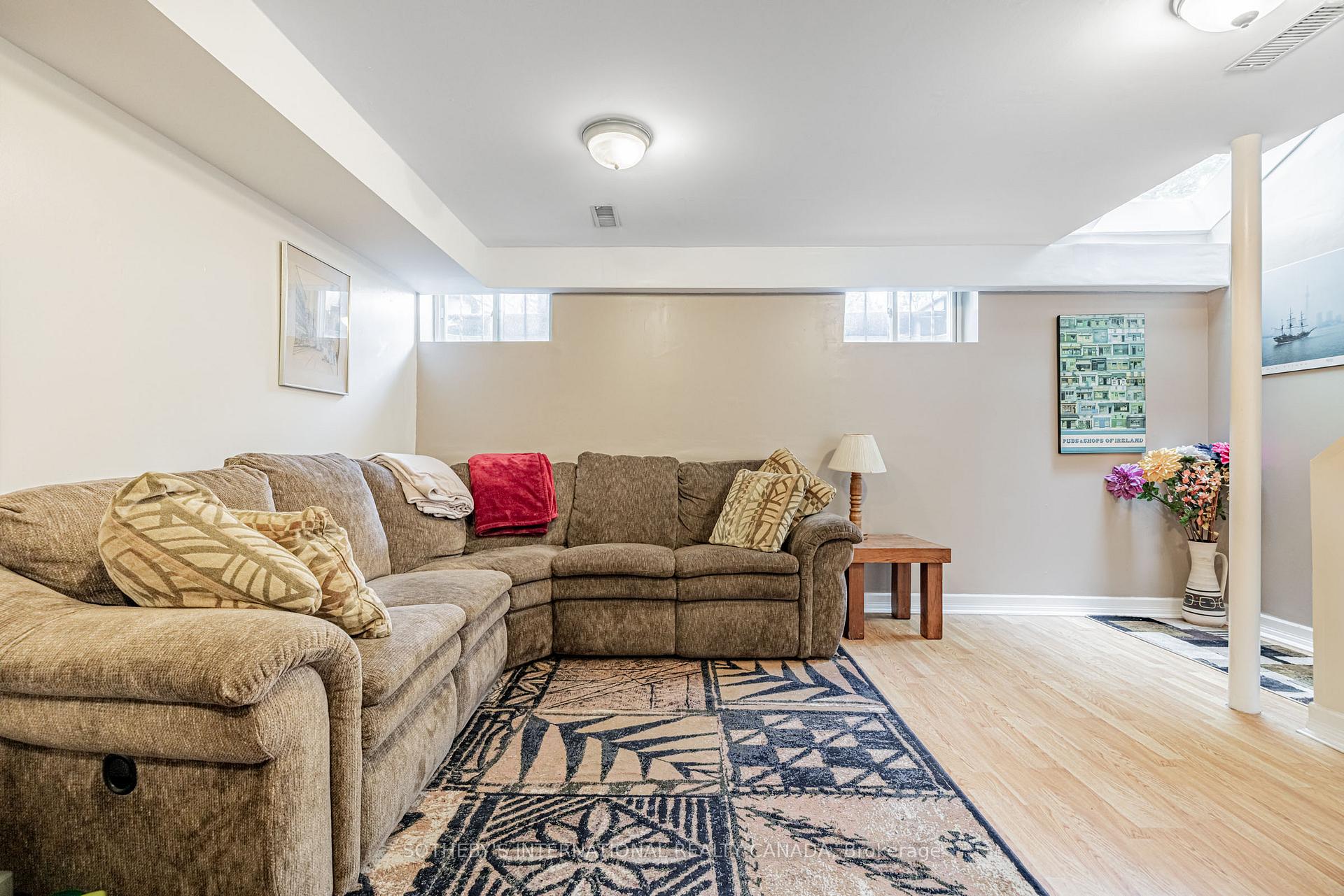 Photo 33 of 28 Benlamond Avenue, Toronto, The Beaches — HOMEH