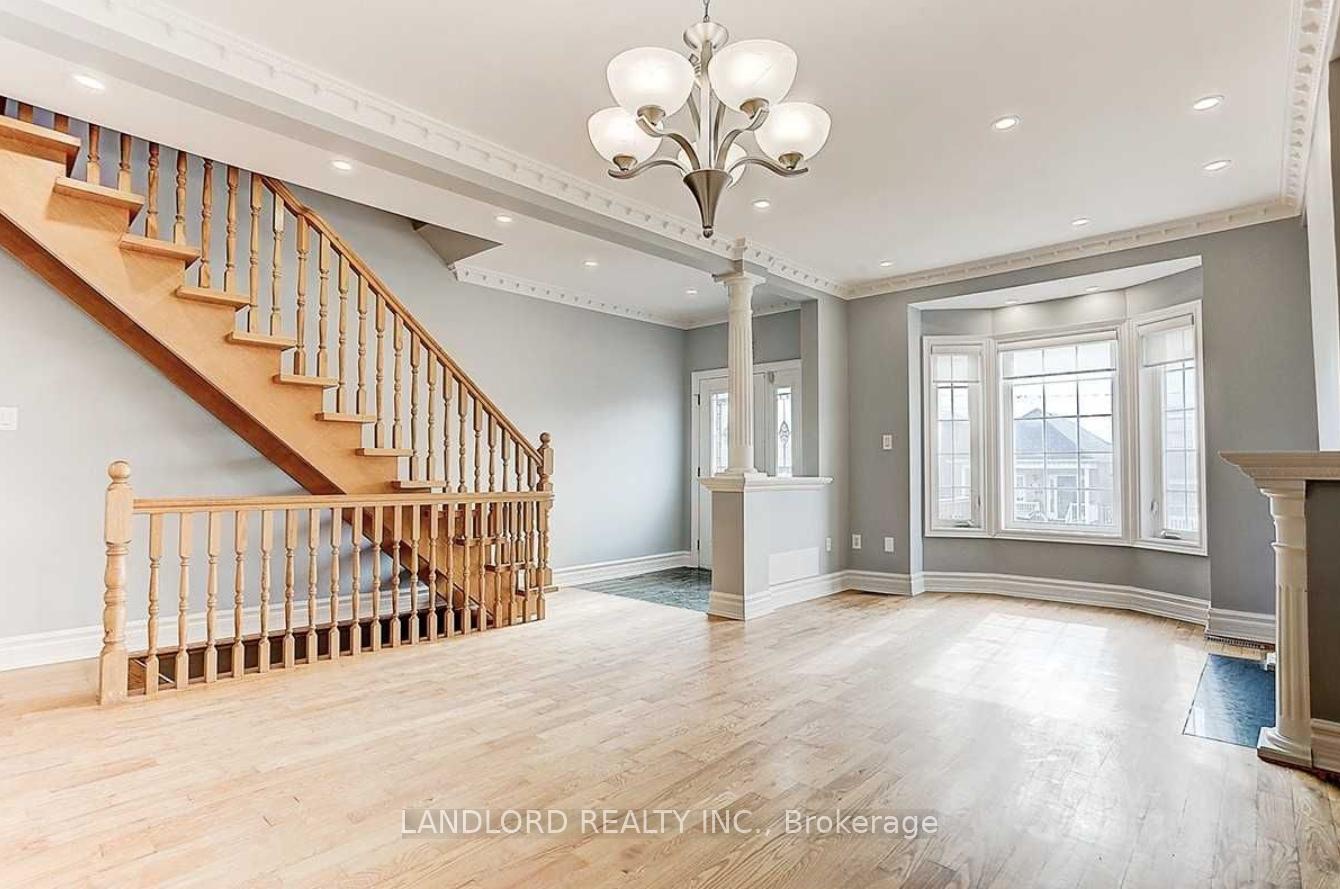 Photo 10 of 34 Jesmond Avenue, Toronto, Oakwood Village — HOMEH