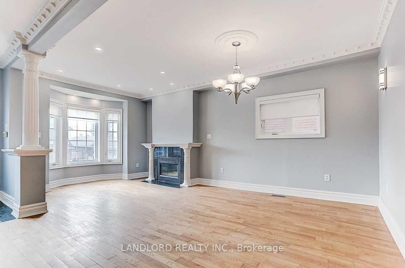 Photo 11 of 34 Jesmond Avenue, Toronto, Oakwood Village — HOMEH