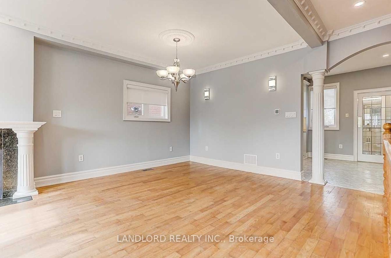 Photo 14 of 34 Jesmond Avenue, Toronto, Oakwood Village — HOMEH