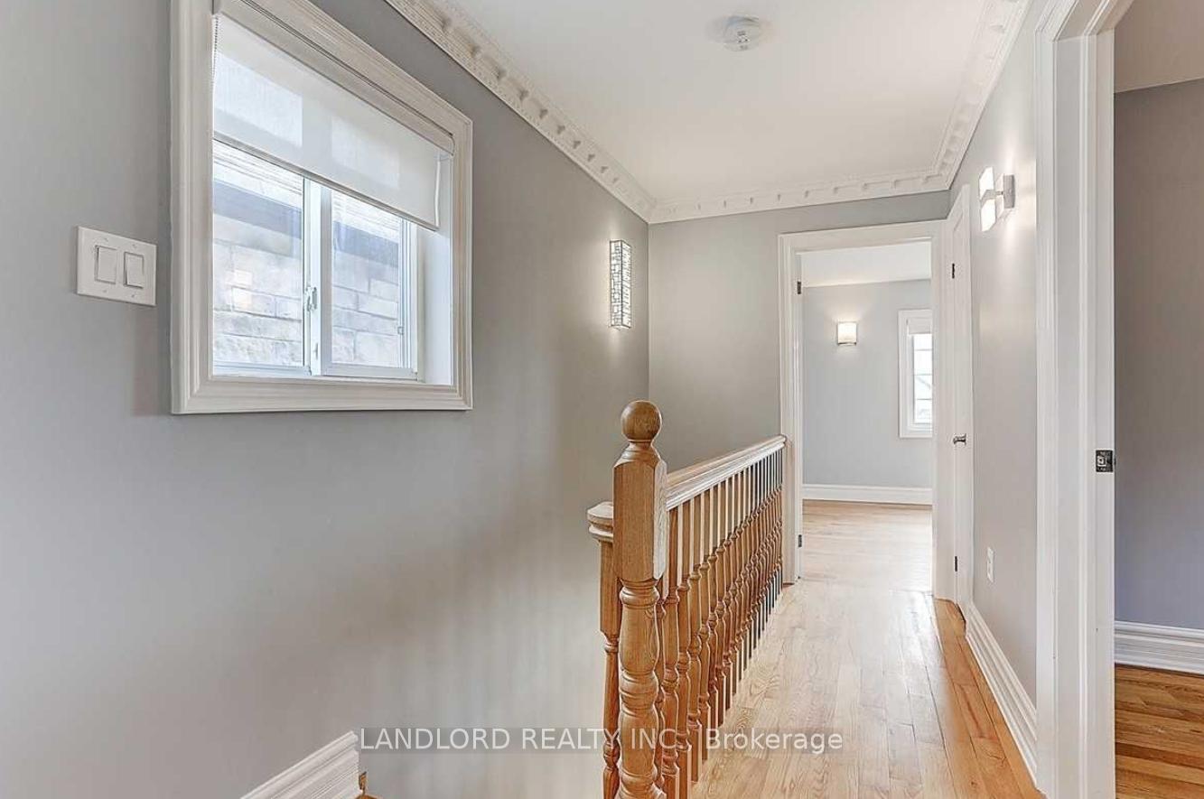 Photo 18 of 34 Jesmond Avenue, Toronto, Oakwood Village — HOMEH
