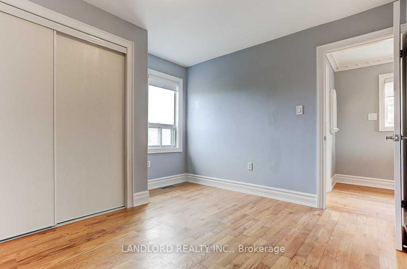 Photo 25 of 34 Jesmond Avenue, Toronto, Oakwood Village — HOMEH