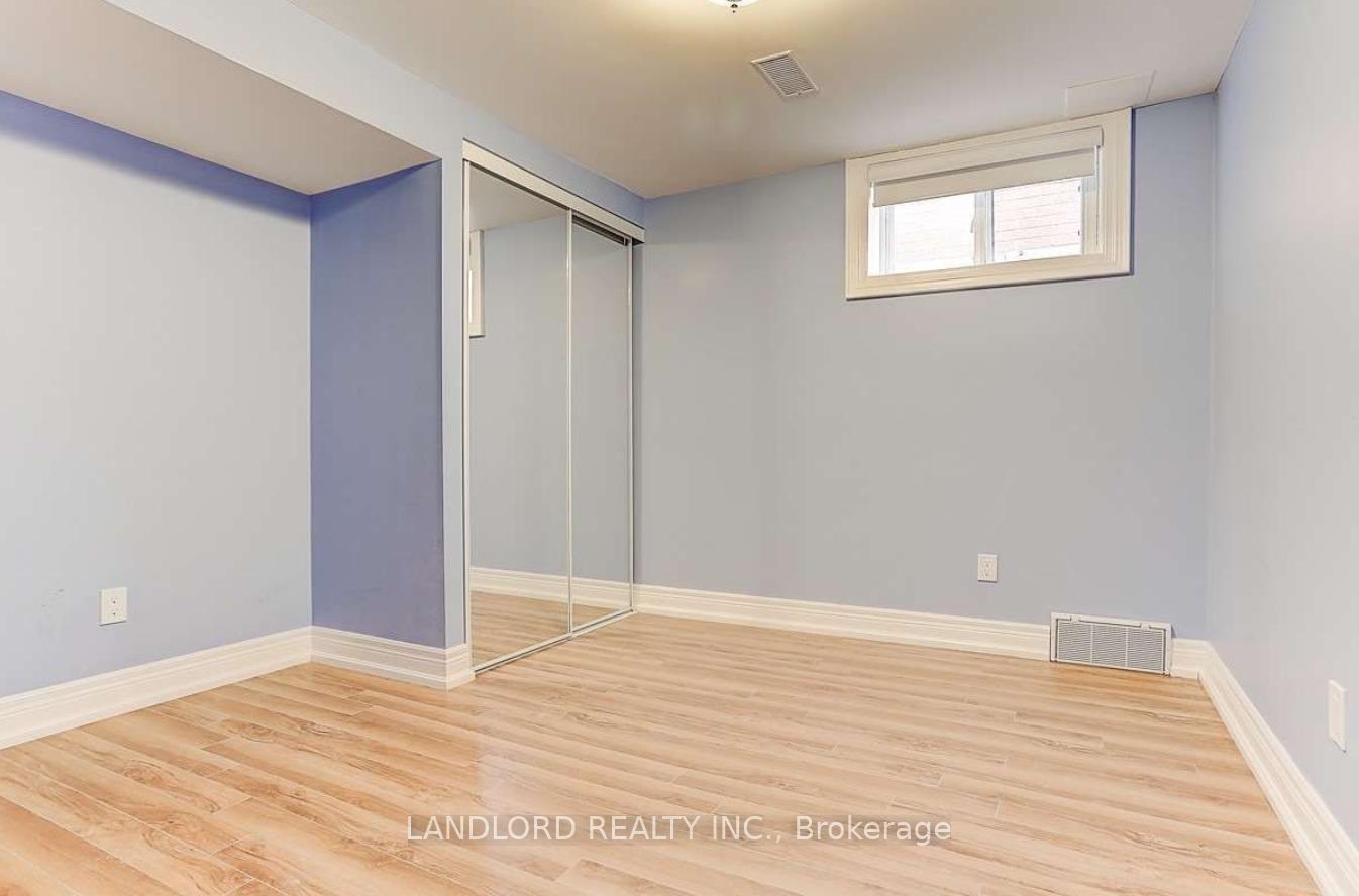 Photo 32 of 34 Jesmond Avenue, Toronto, Oakwood Village — HOMEH