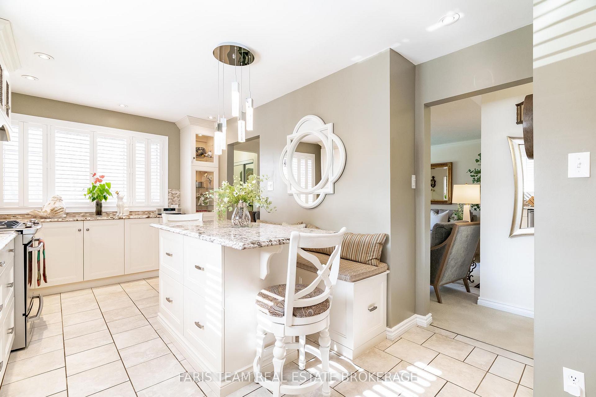 Photo 10 of 707 9th Avenue, Tay, Port McNicoll — HOMEH