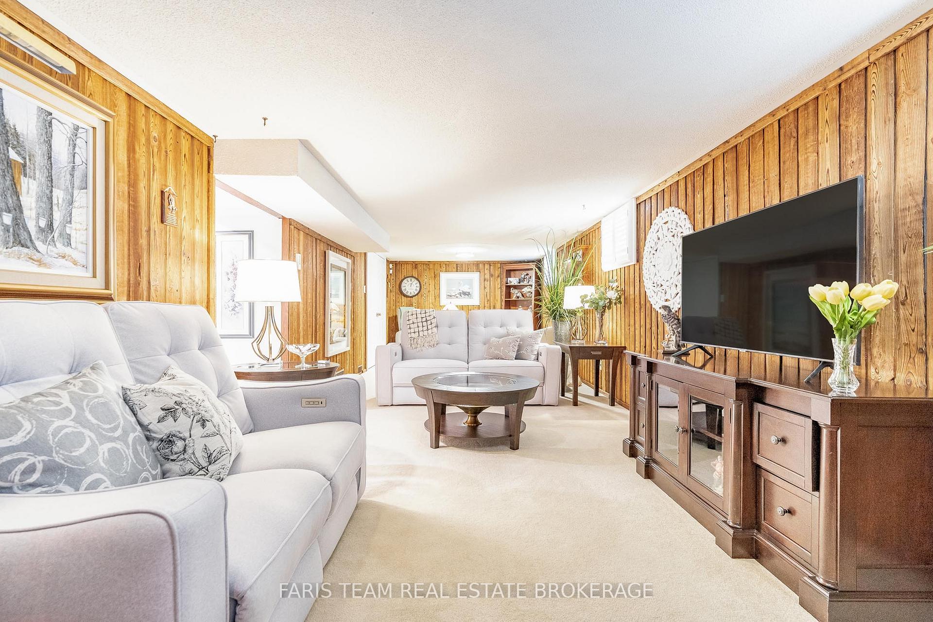 Photo 23 of 707 9th Avenue, Tay, Port McNicoll — HOMEH