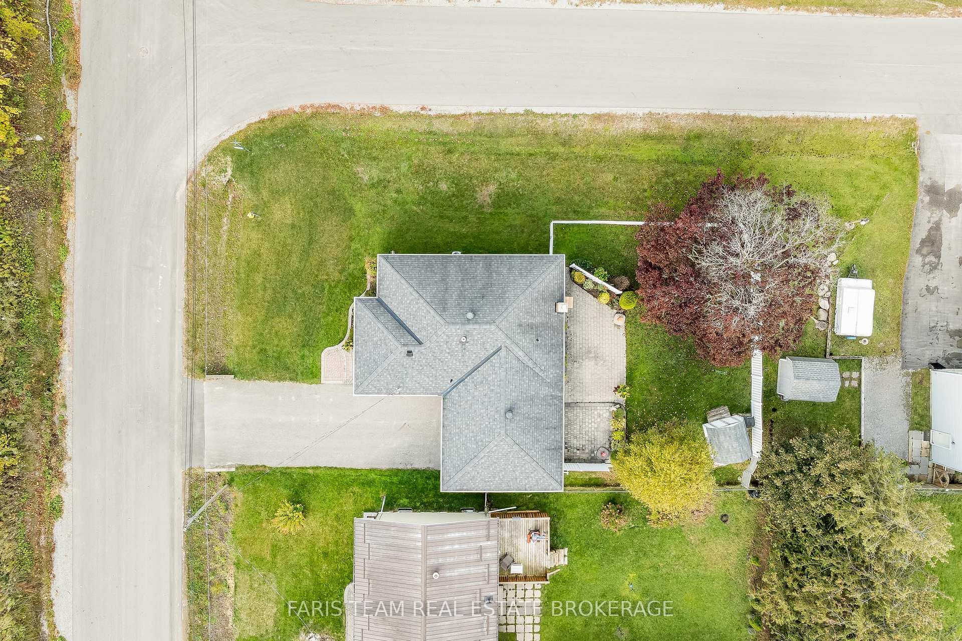 Photo 36 of 707 9th Avenue, Tay, Port McNicoll — HOMEH