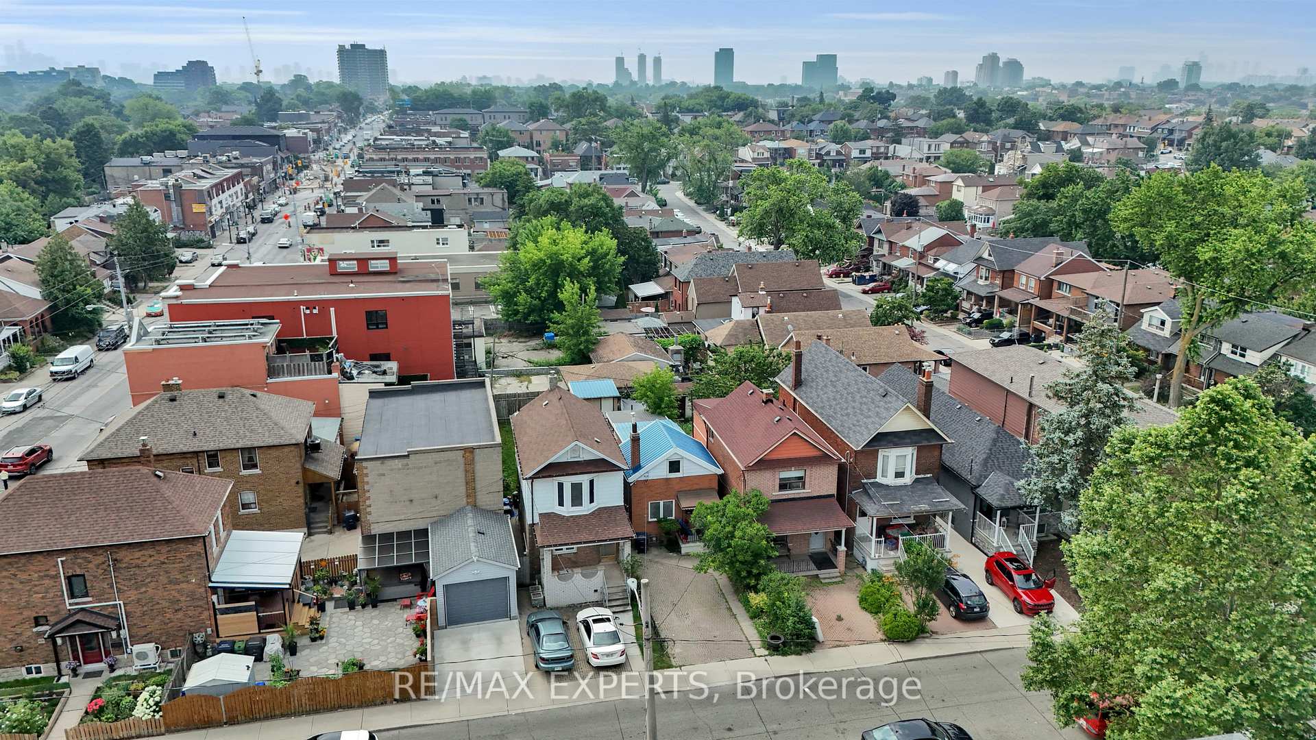 Photo 5 of 3 Hanson Road, Toronto, Oakwood Village — HOMEH