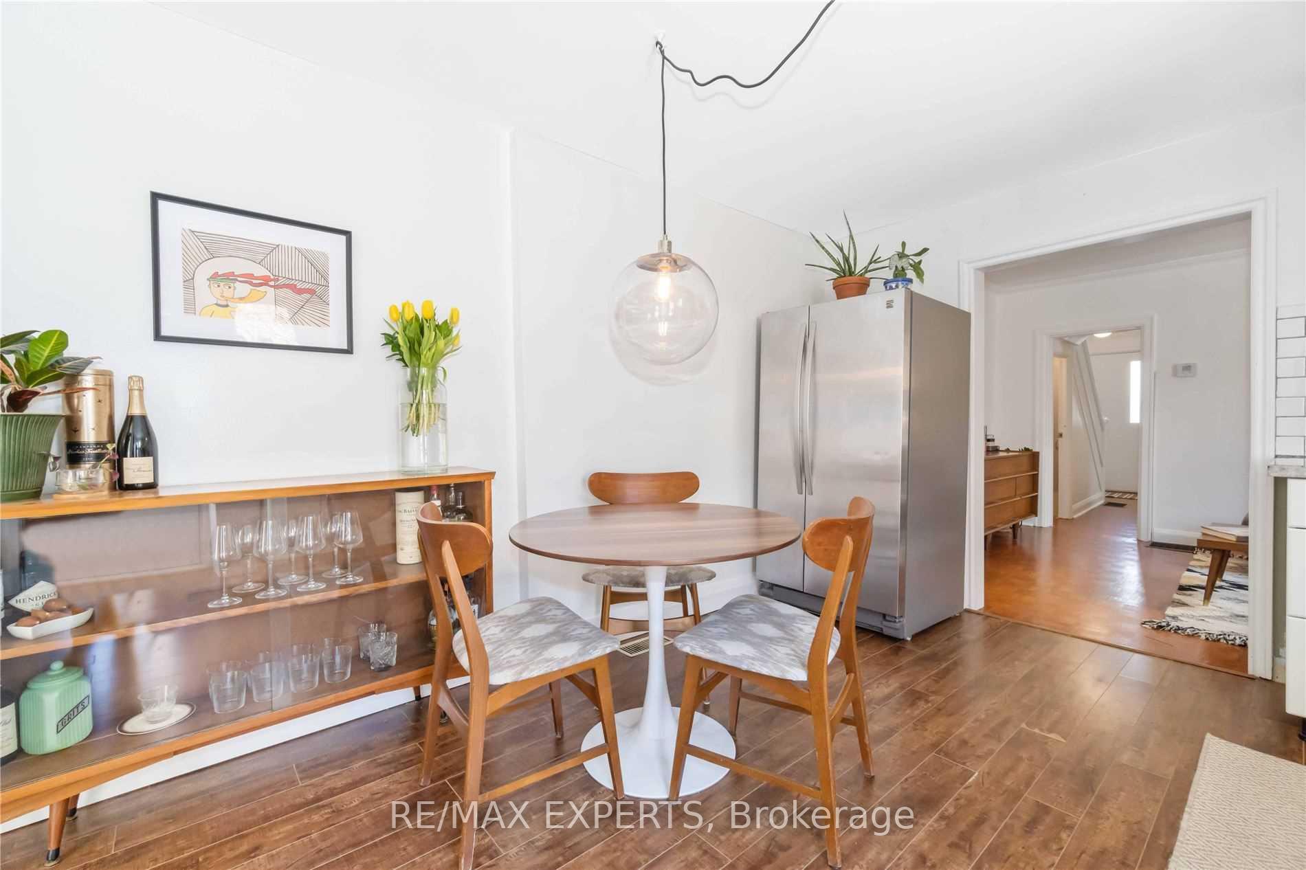 Photo 16 of 3 Hanson Road, Toronto, Oakwood Village — HOMEH