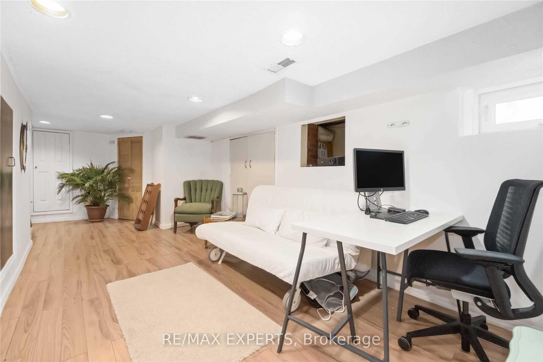 Photo 30 of 3 Hanson Road, Toronto, Oakwood Village — HOMEH