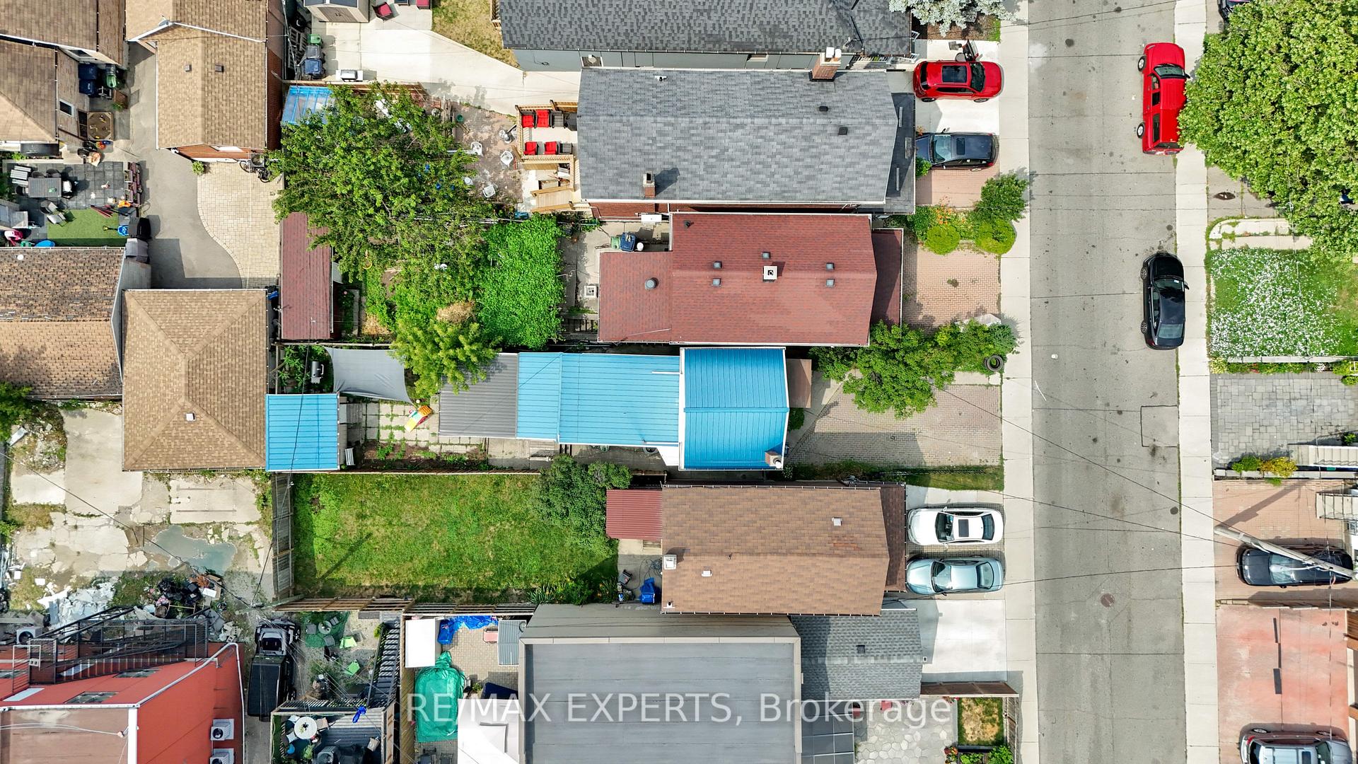 Photo 38 of 3 Hanson Road, Toronto, Oakwood Village — HOMEH
