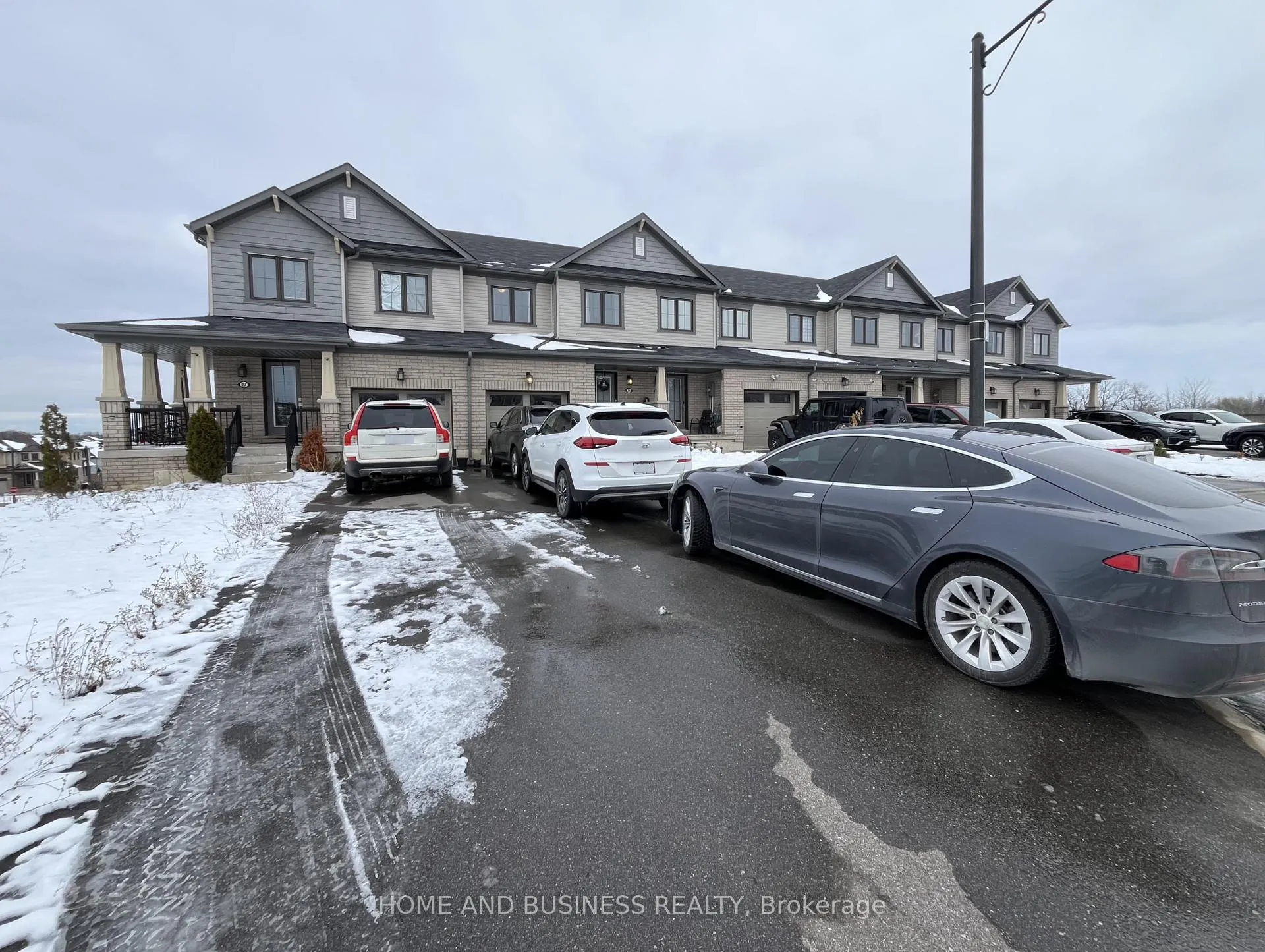 Photo 1 of 25 Allcroft Court, Hamilton, Stoney Creek — HOMEH