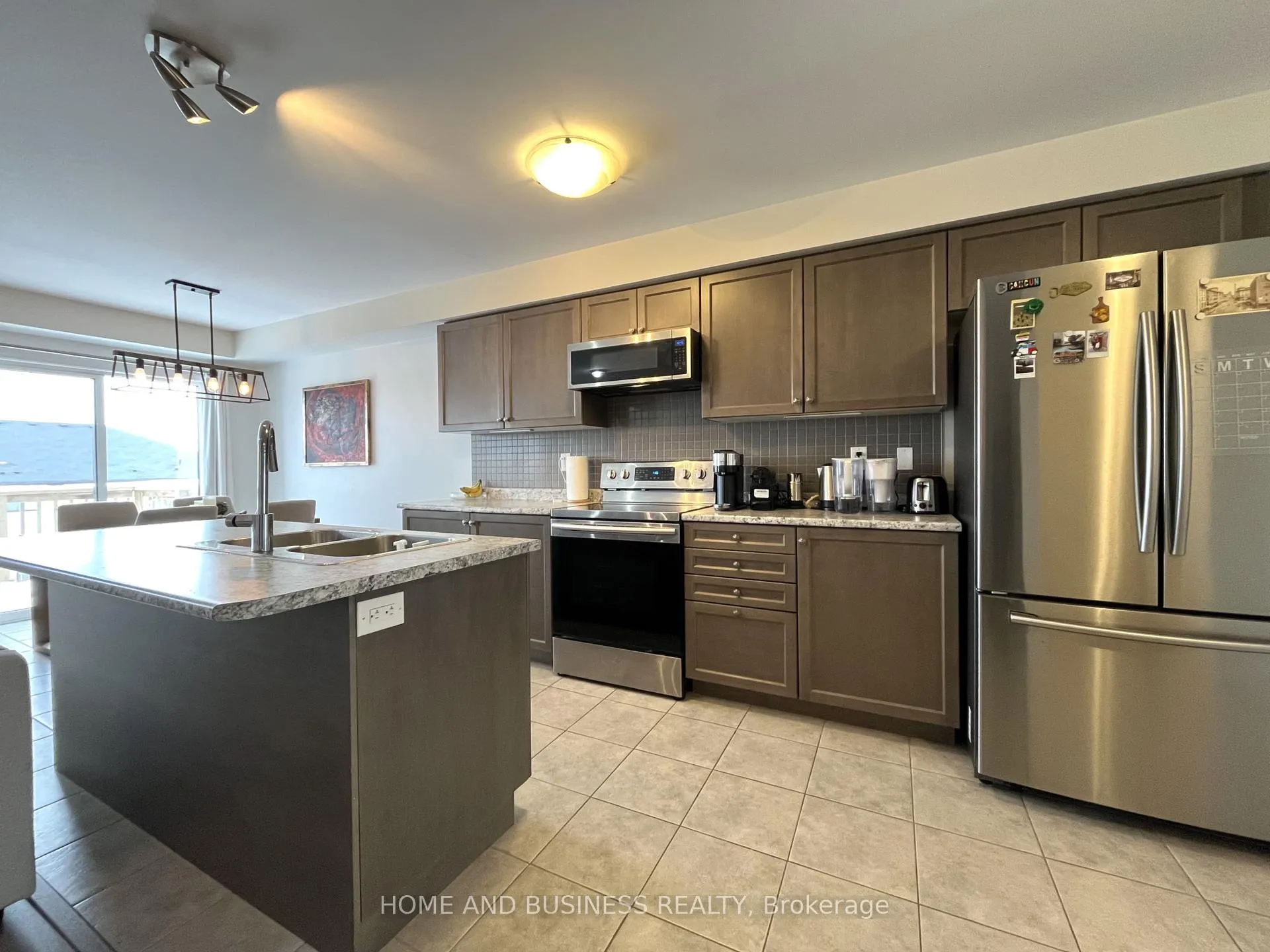 Photo 6 of 25 Allcroft Court, Hamilton, Stoney Creek — HOMEH