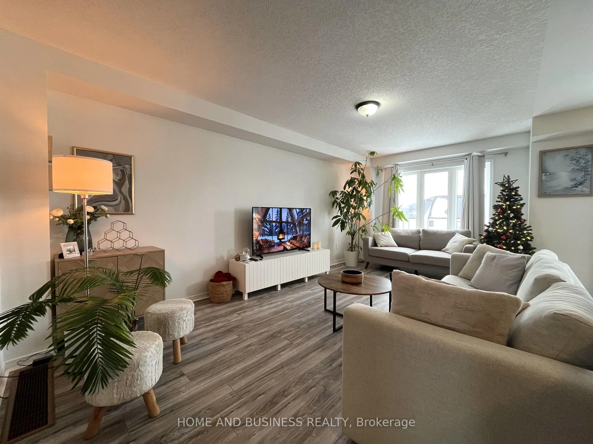 Photo 7 of 25 Allcroft Court, Hamilton, Stoney Creek — HOMEH