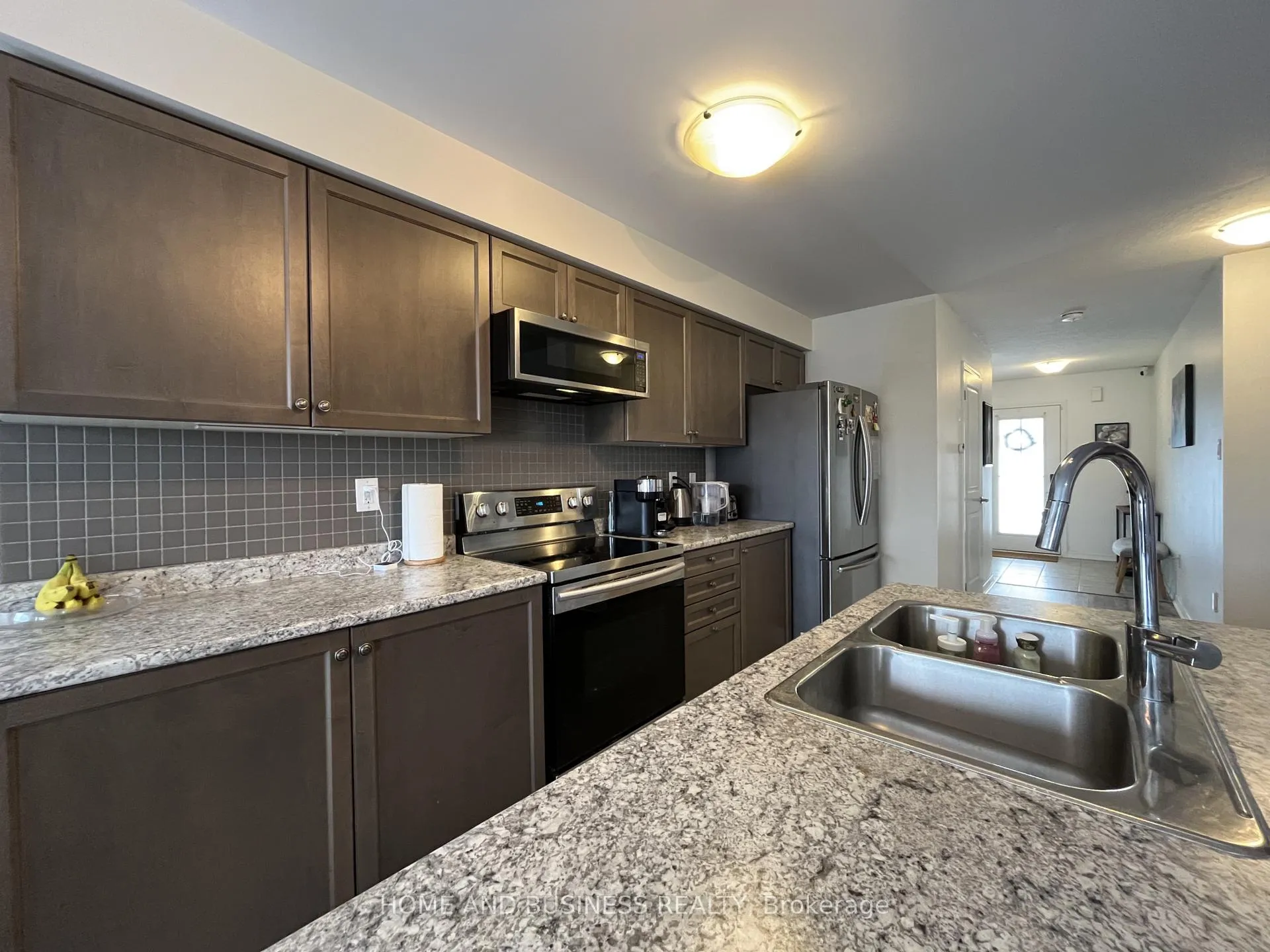 Photo 16 of 25 Allcroft Court, Hamilton, Stoney Creek — HOMEH
