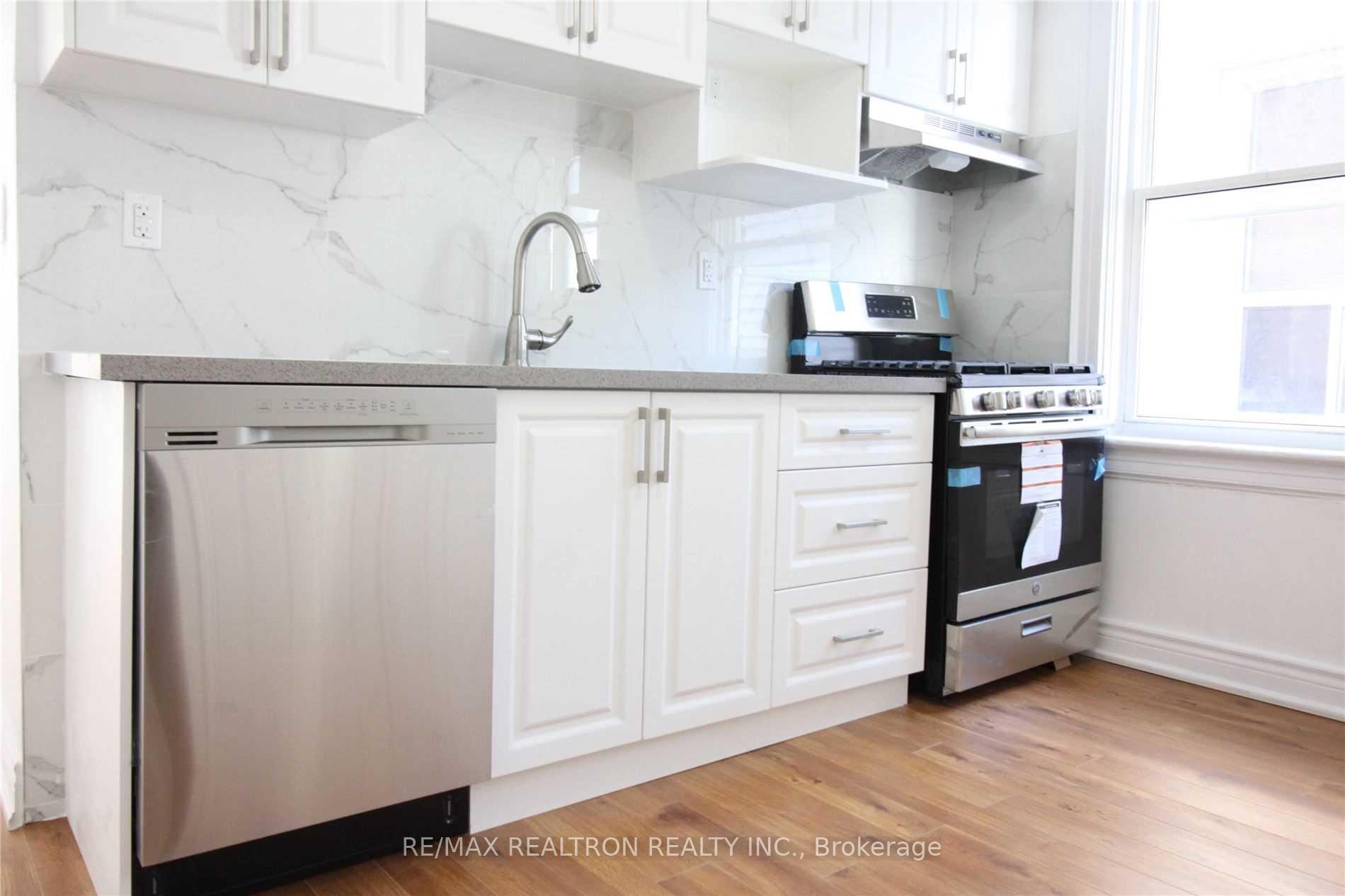 Photo 2 of Unit 2, 231 Christie Street, Toronto, The Annex — HOMEH