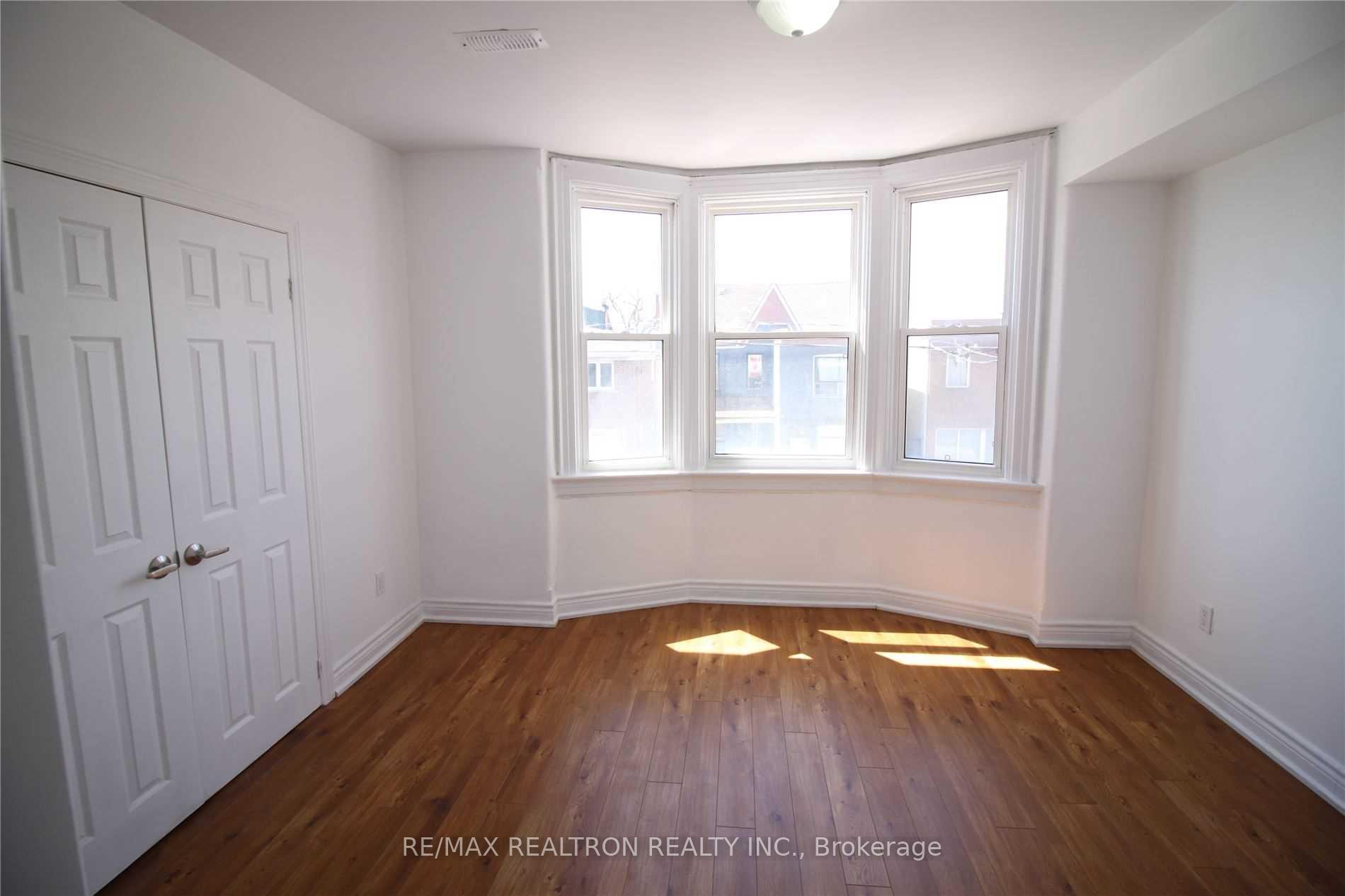 Photo 8 of Unit 2, 231 Christie Street, Toronto, The Annex — HOMEH