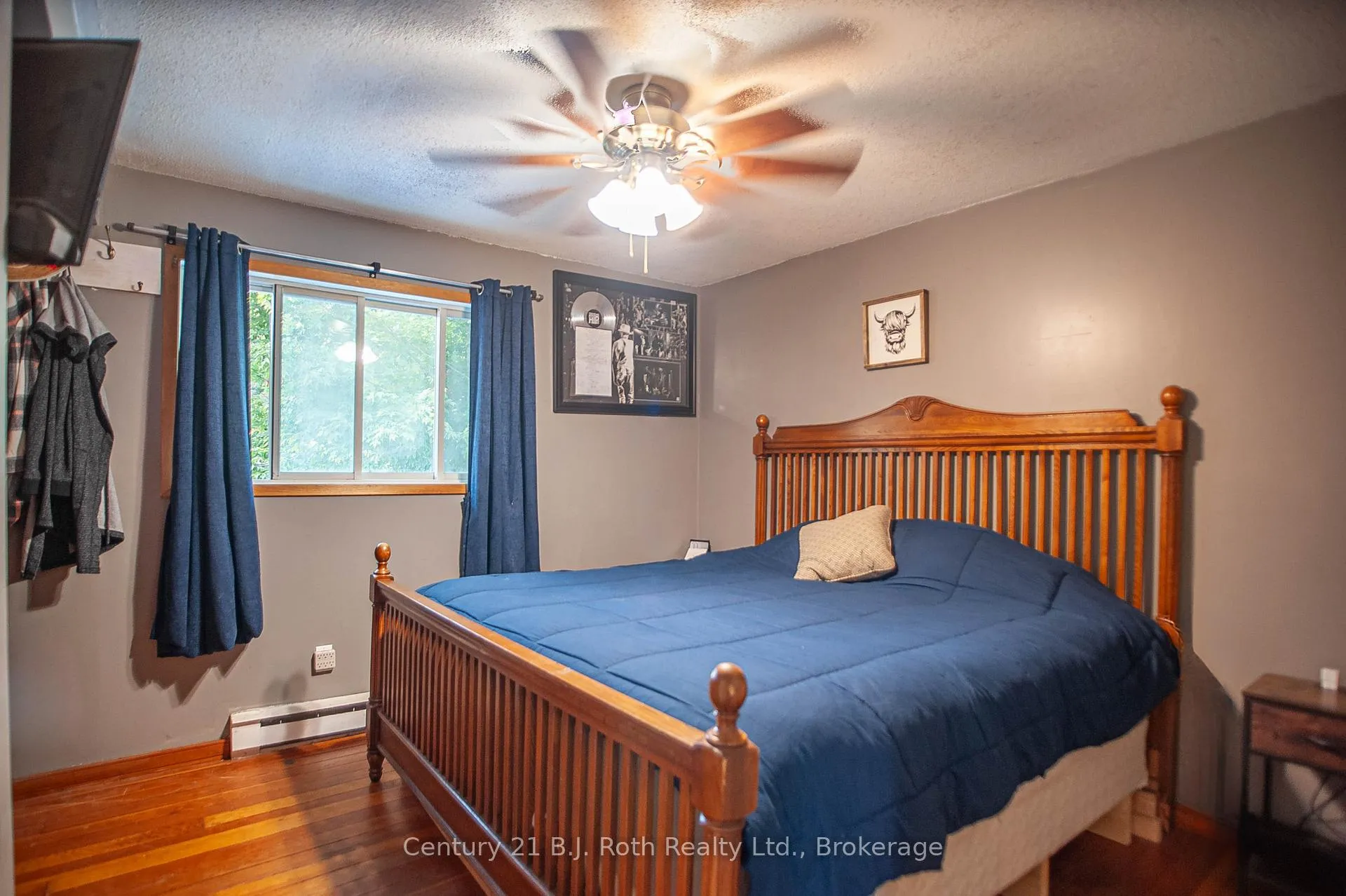 Photo 8 of 18 Mundy Avenue, Tiny, Rural Tiny — HOMEH