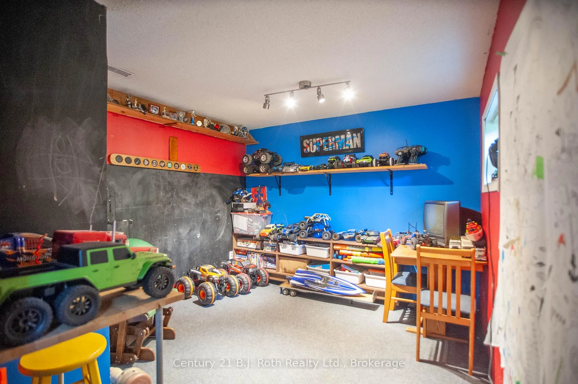 Photo 13 of 18 Mundy Avenue, Tiny, Rural Tiny — HOMEH