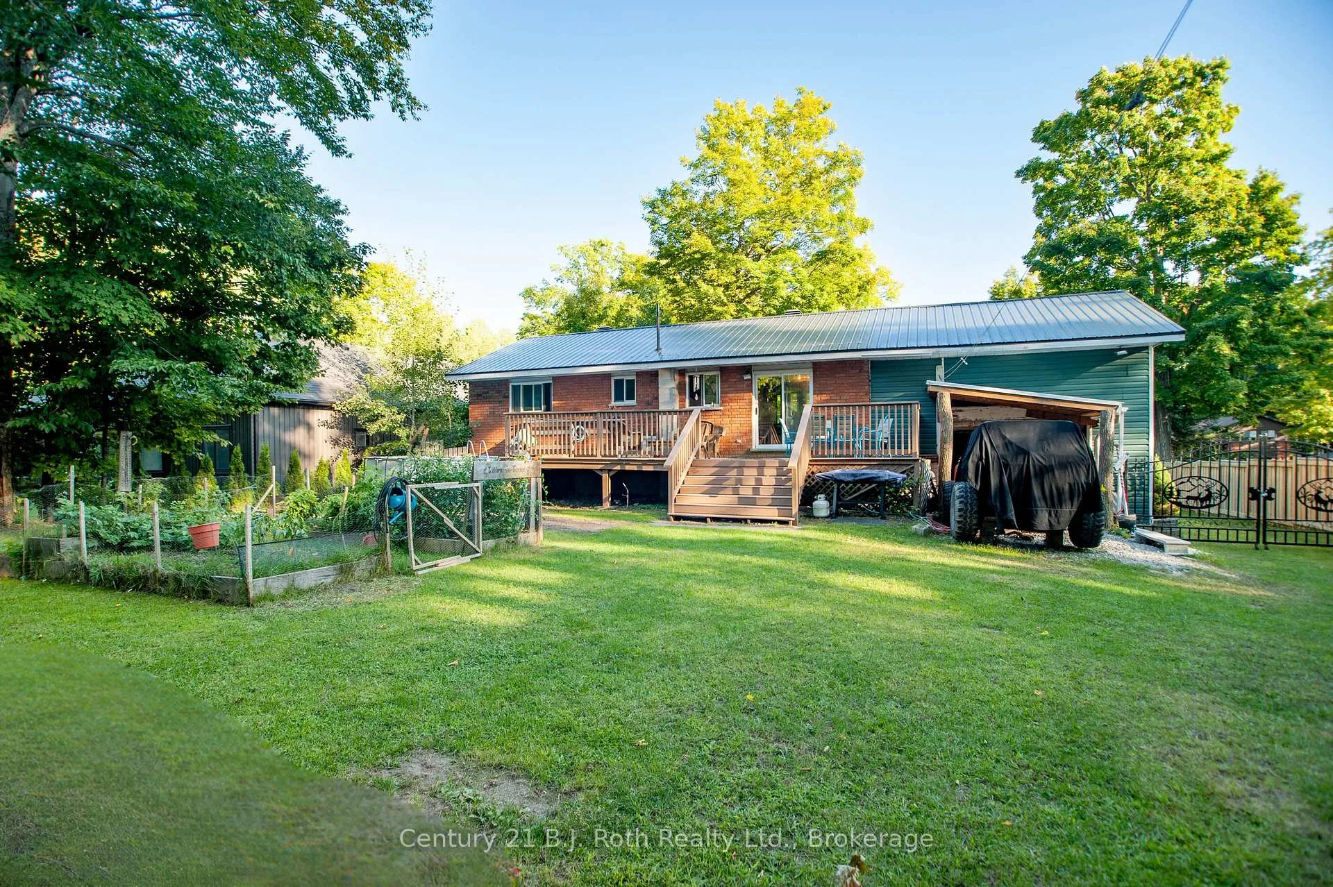Photo 16 of 18 Mundy Avenue, Tiny, Rural Tiny — HOMEH