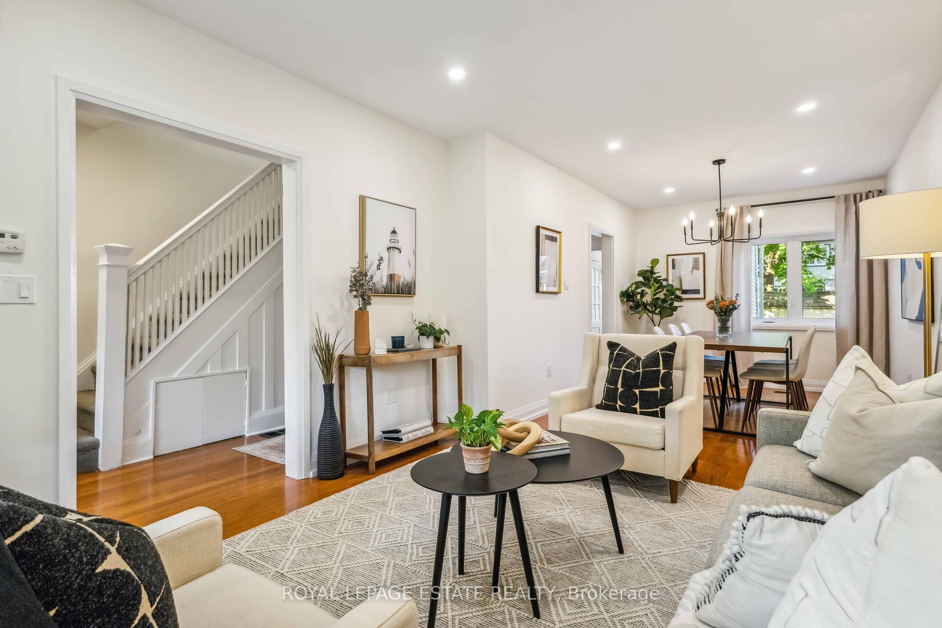 Photo 3 of 166 Bingham Avenue, Toronto, East End-Danforth — HOMEH