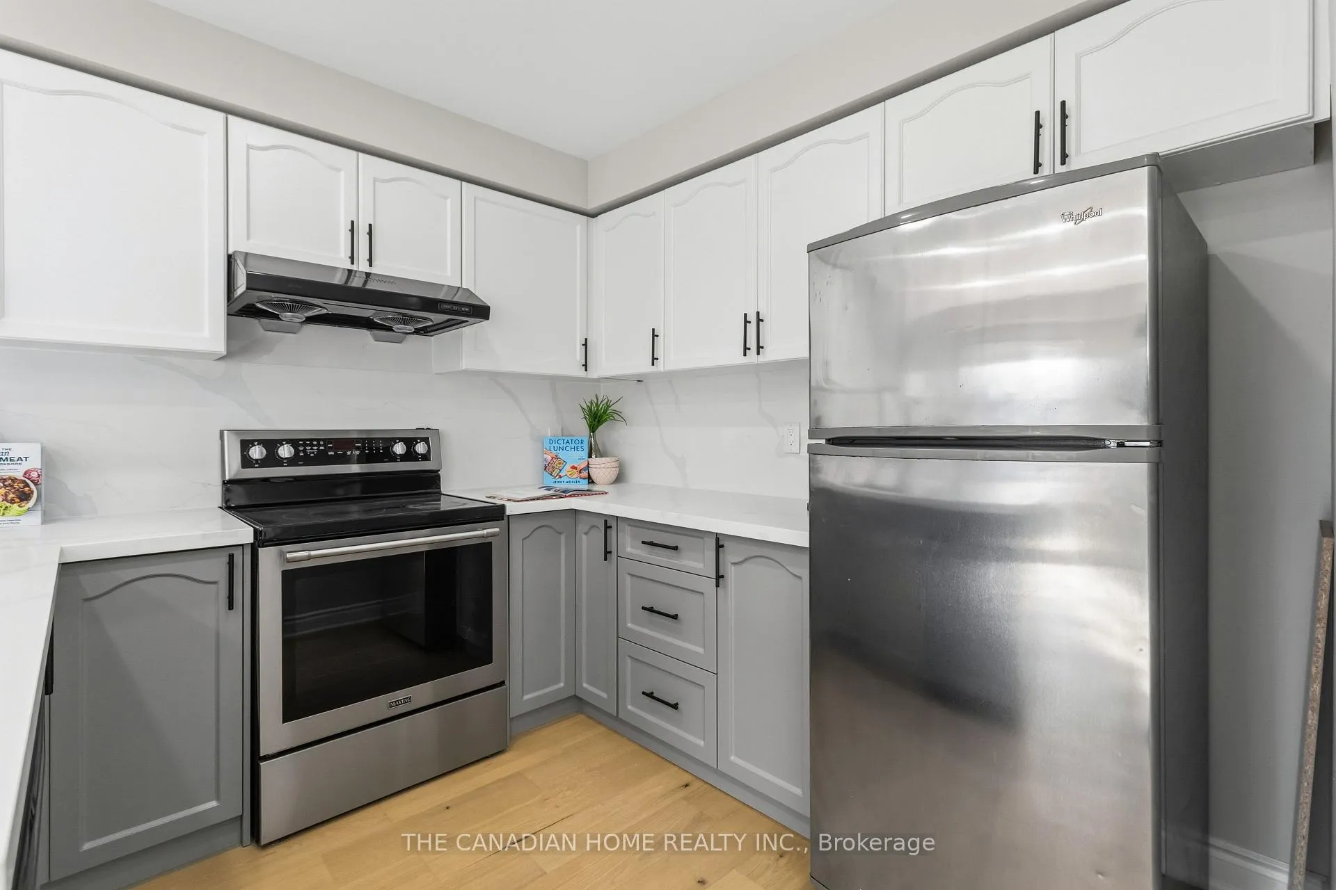 Photo 19 of 20 Ridgemore Crescent, Brampton, Fletcher's Meadow — HOMEH