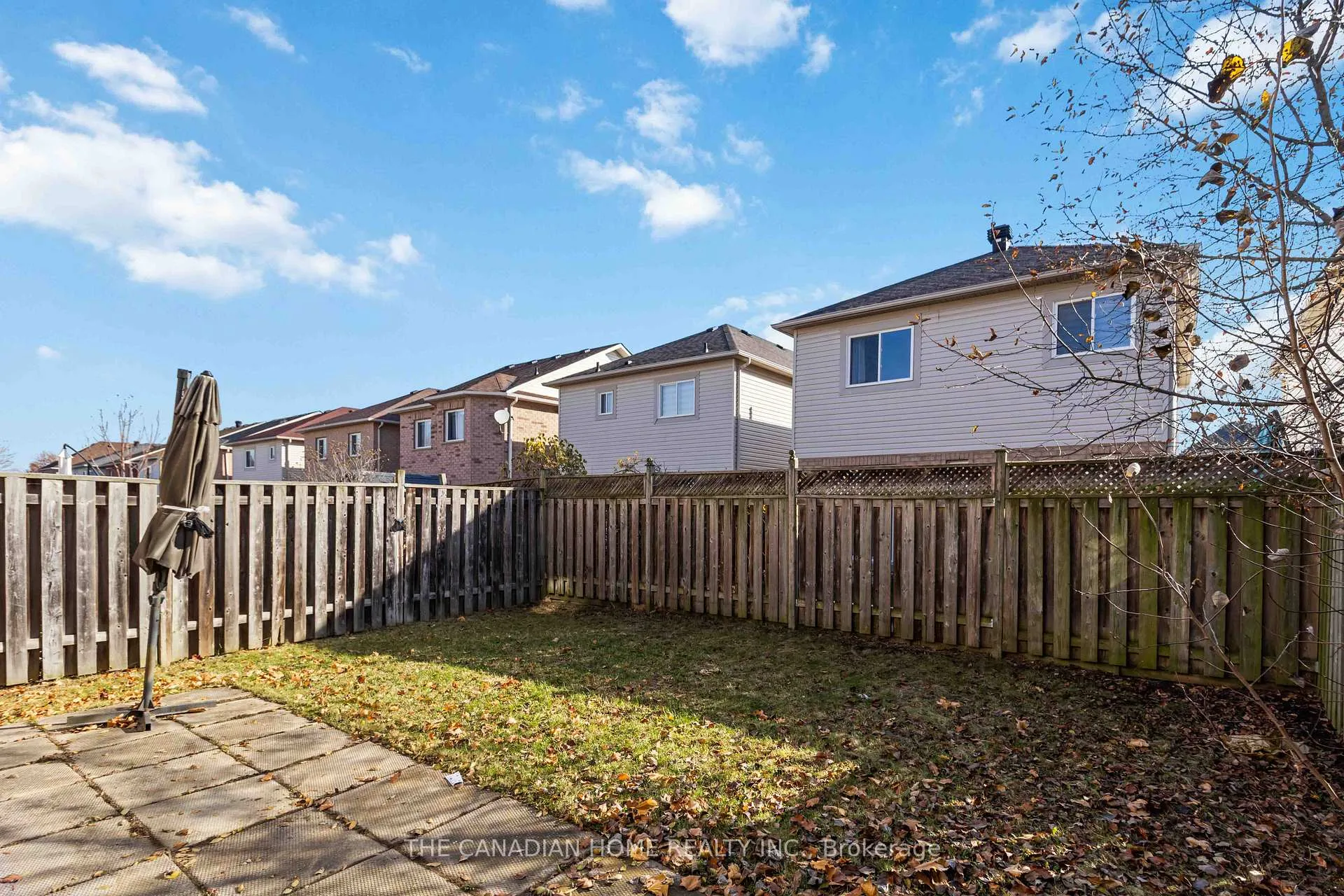 Photo 33 of 20 Ridgemore Crescent, Brampton, Fletcher's Meadow — HOMEH