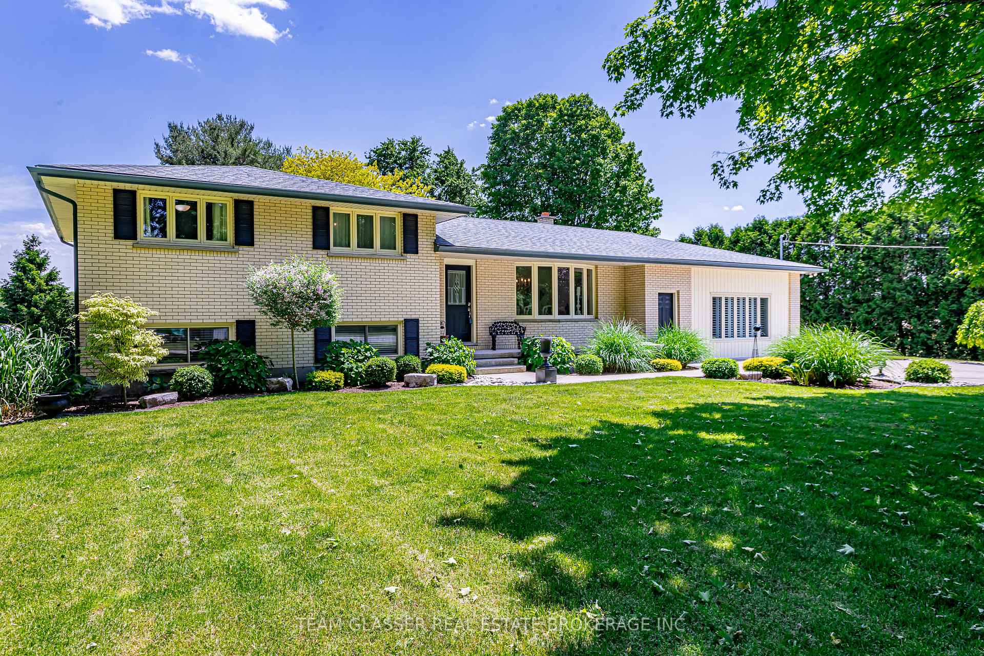 Photo 1 of 8107 Olde Drive, Strathroy-Caradoc, Rural Strathroy-Caradoc — HOMEH