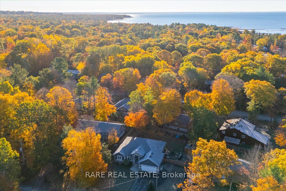 Photo 3 of 15 St Laurent Boulevard, Tiny, Rural Tiny — HOMEH