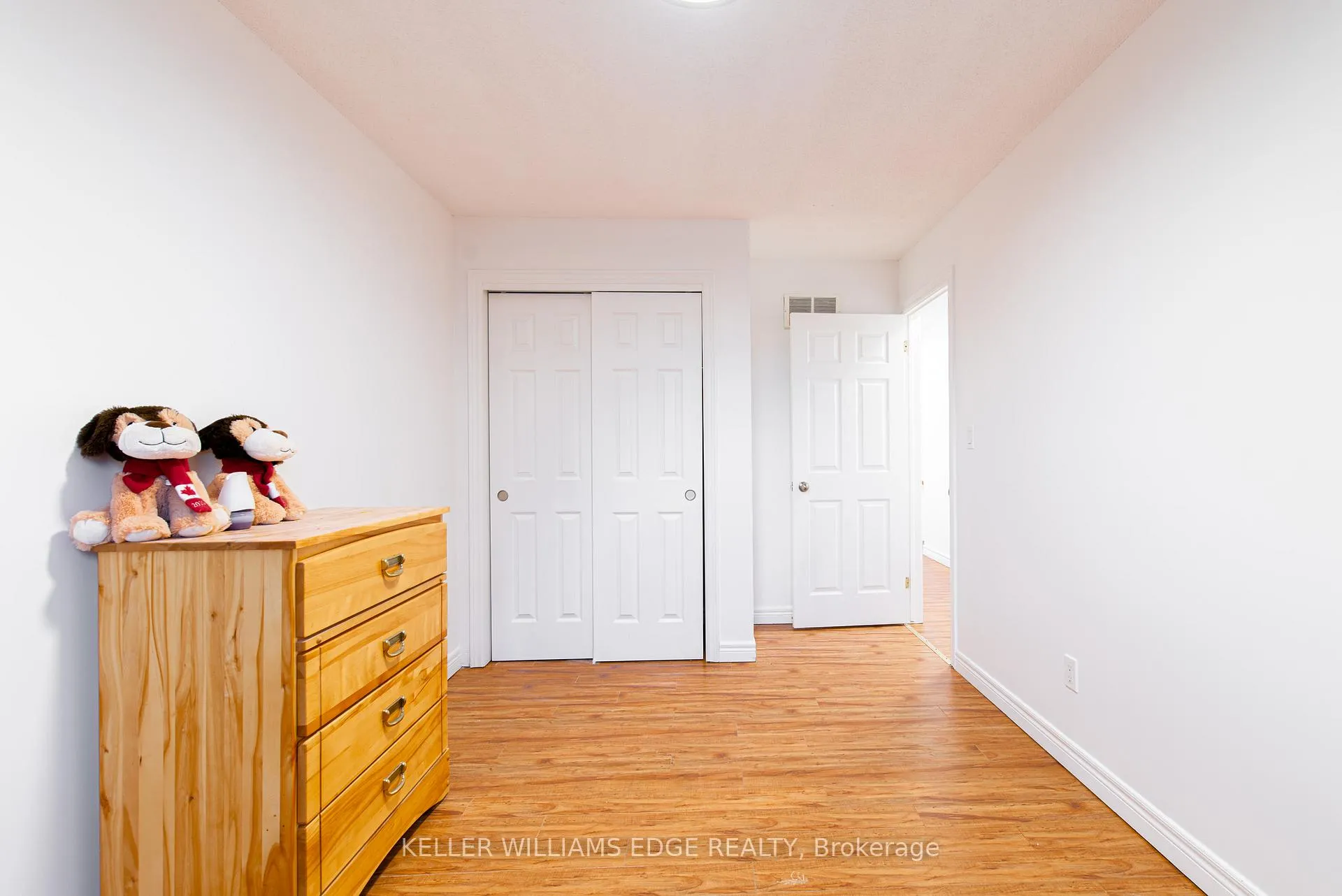 Photo 18 of Unit Room 3, 119 Summers Drive, Thorold, Confederation Heights — HOMEH