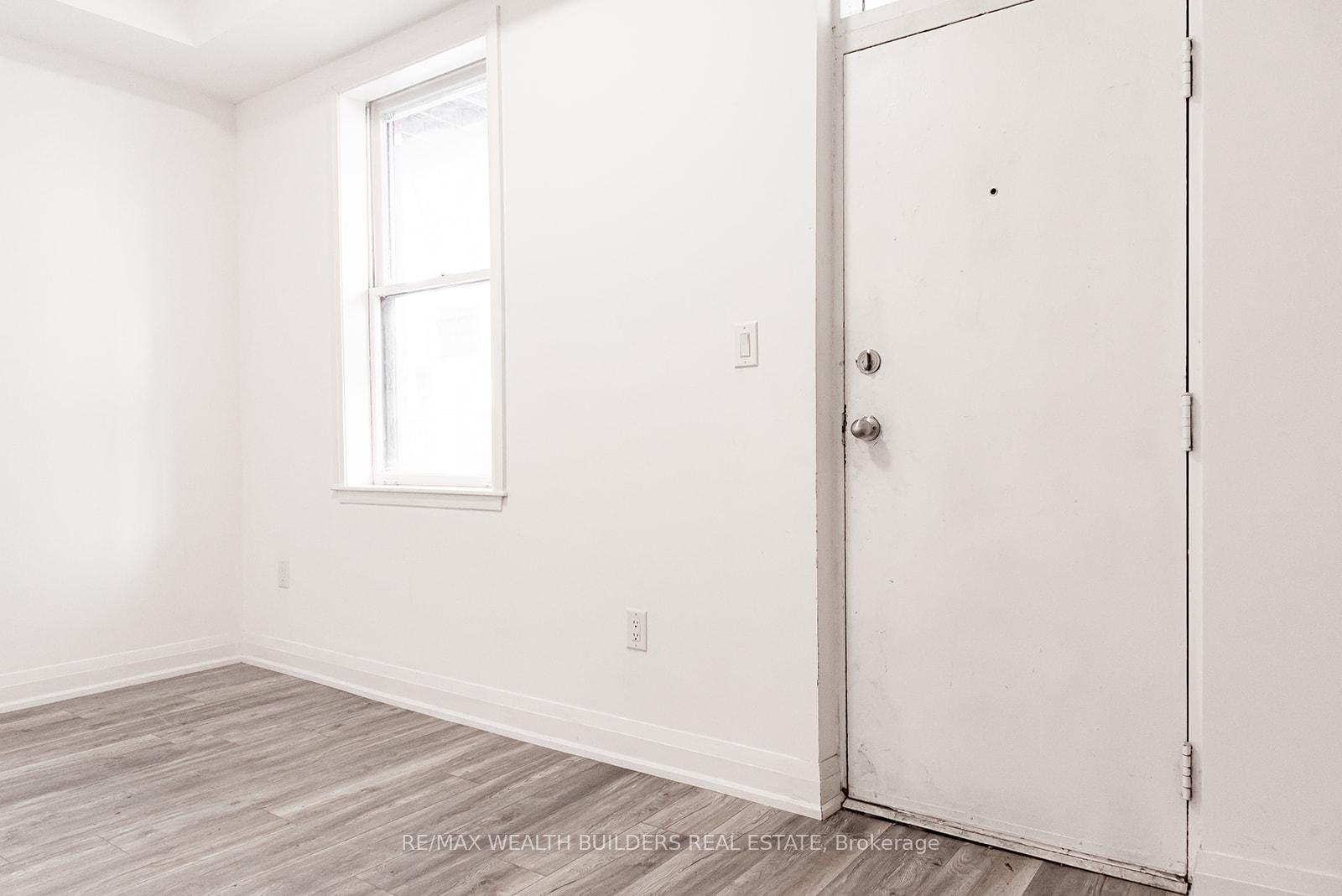 Photo 6 of Unit 6, 219 Jarvis Street, Toronto, Moss Park — HOMEH