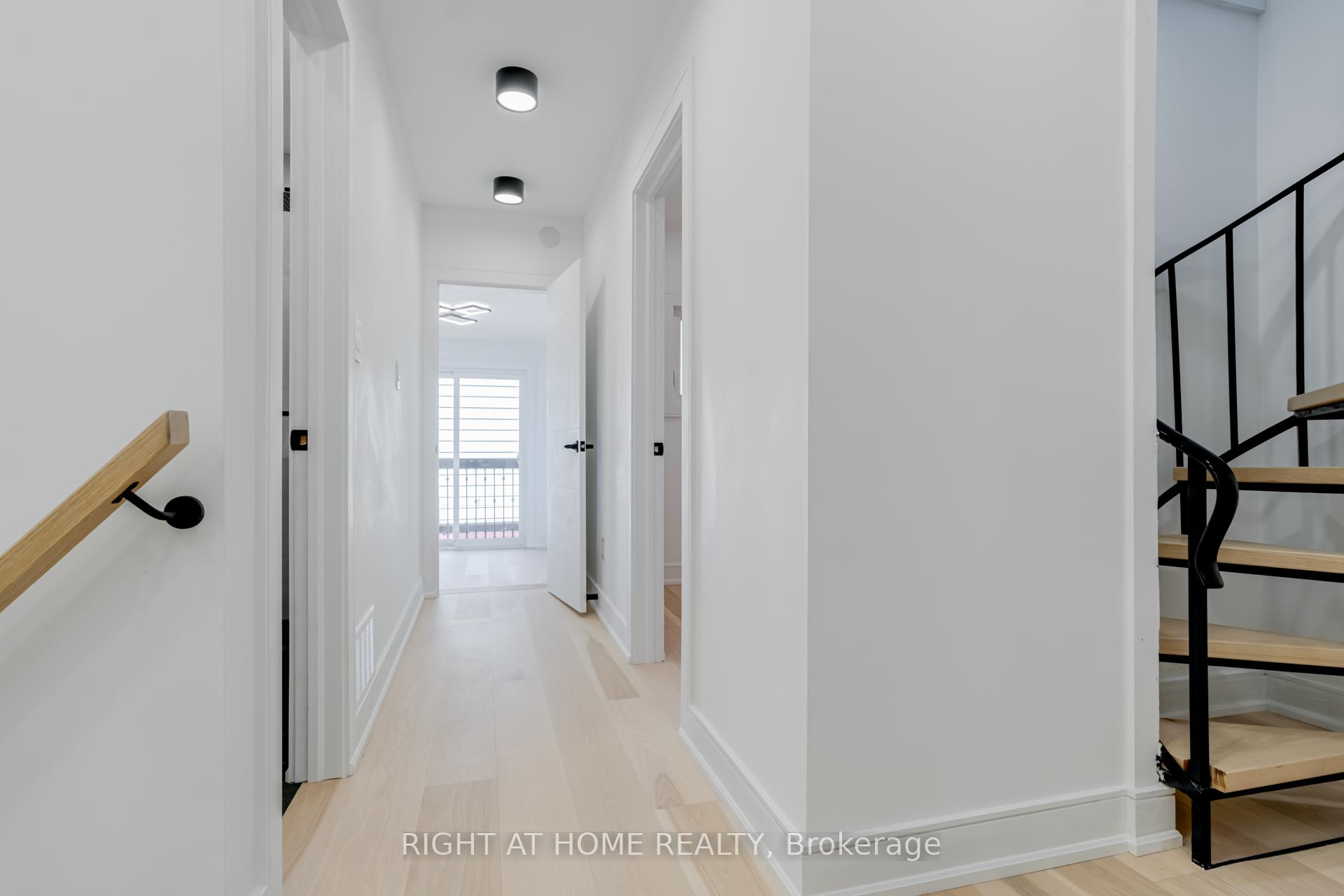 Photo 17 of 714 Palmerston Avenue, Toronto, The Annex — HOMEH