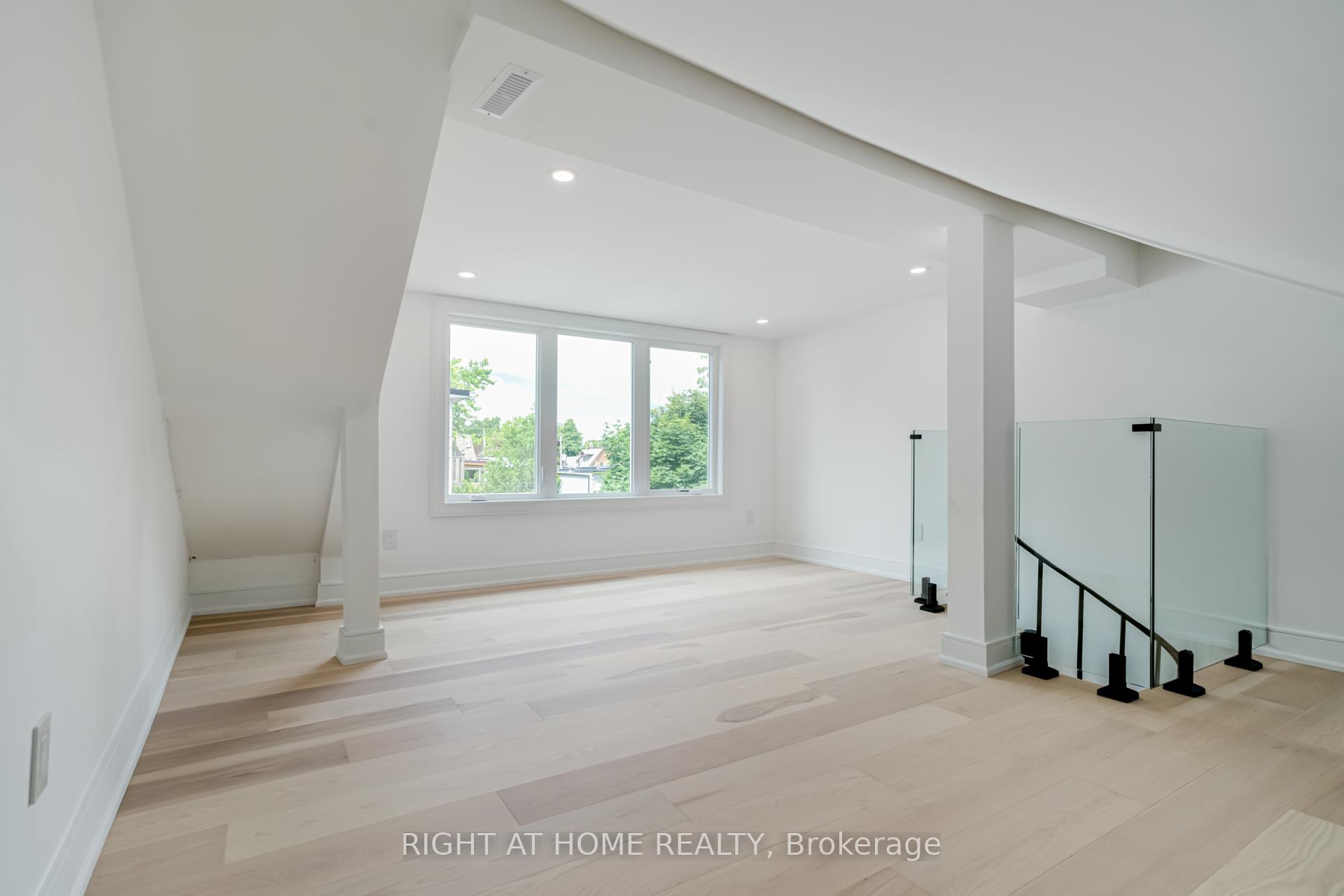 Photo 21 of 714 Palmerston Avenue, Toronto, The Annex — HOMEH