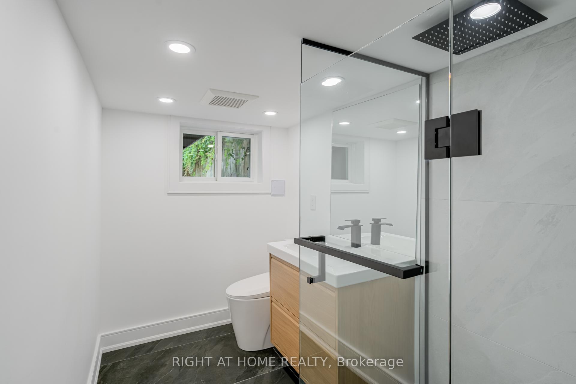 Photo 14 of 714 Palmerston Avenue, Toronto, The Annex — HOMEH