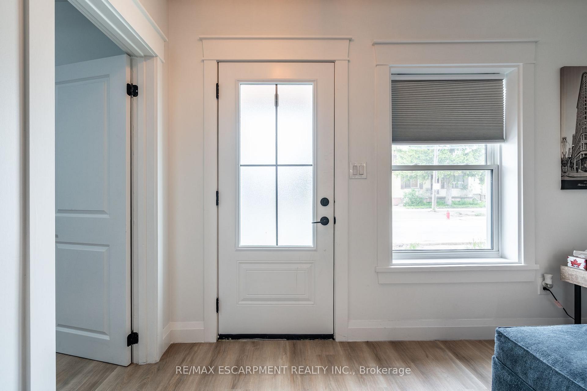 Photo 9 of 172 Pine Street S, Thorold, Thorold Downtown — HOMEH
