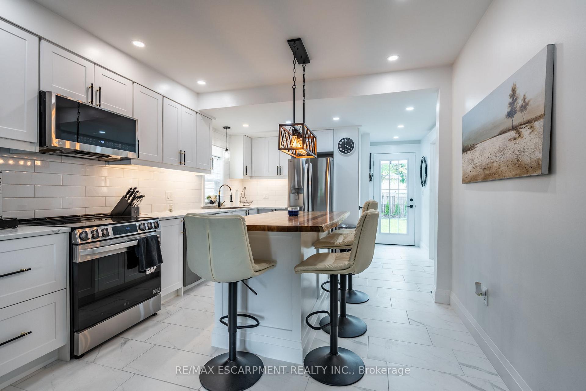 Photo 15 of 172 Pine Street S, Thorold, Thorold Downtown — HOMEH