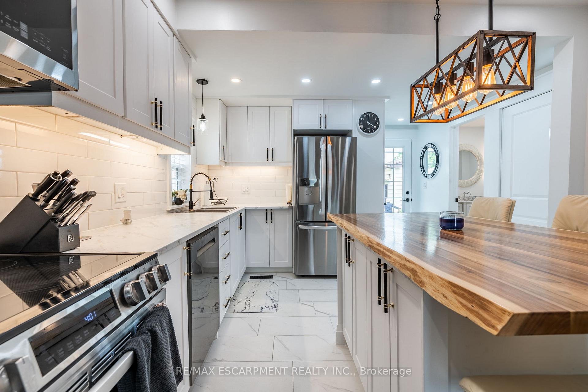 Photo 18 of 172 Pine Street S, Thorold, Thorold Downtown — HOMEH