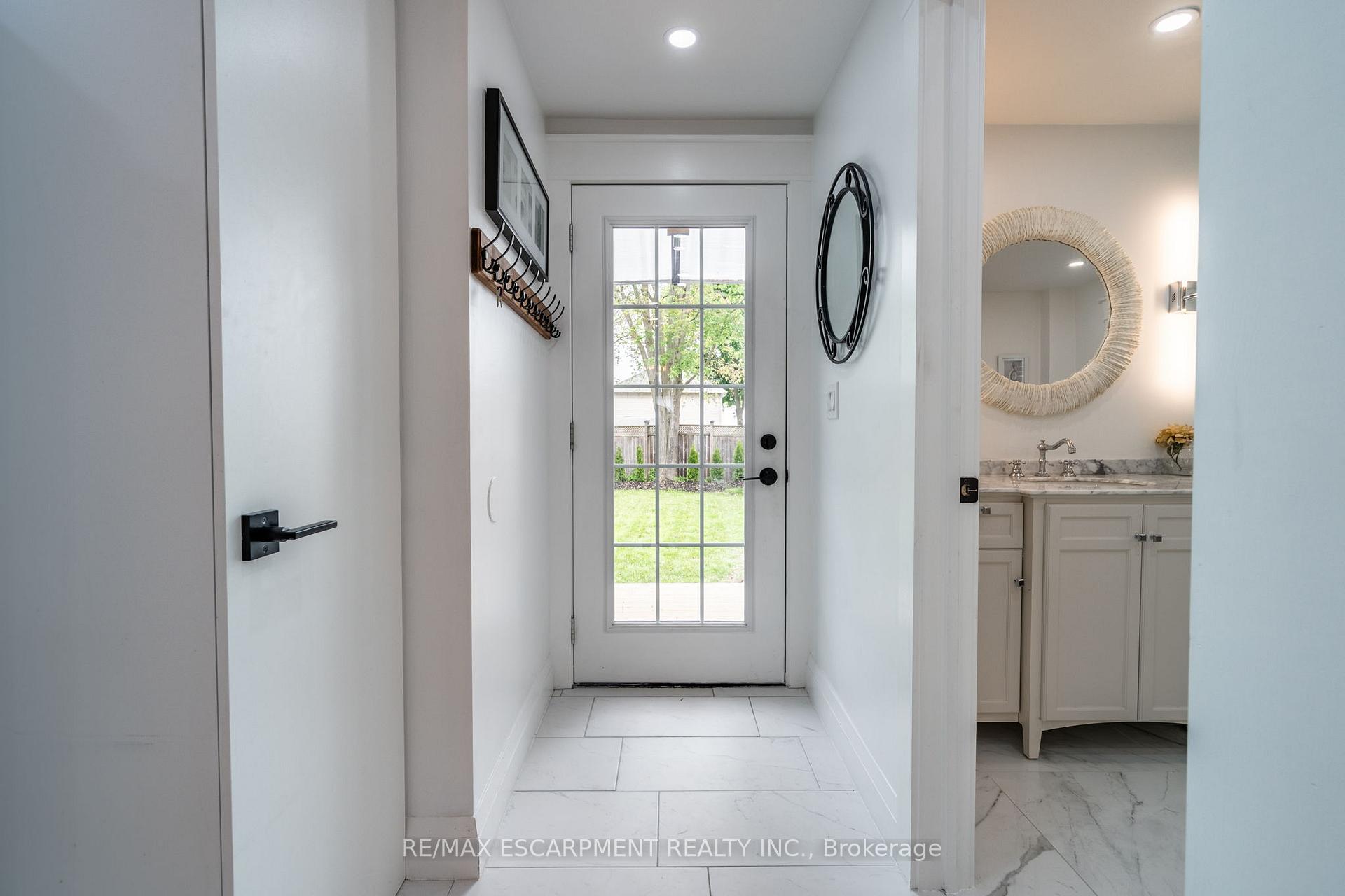 Photo 22 of 172 Pine Street S, Thorold, Thorold Downtown — HOMEH