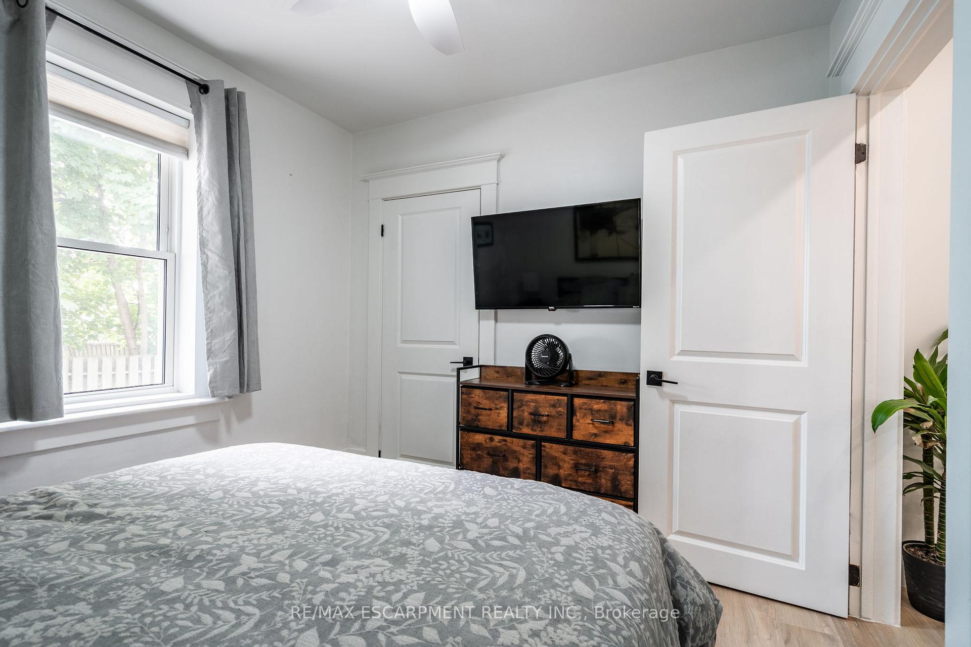 Photo 29 of 172 Pine Street S, Thorold, Thorold Downtown — HOMEH